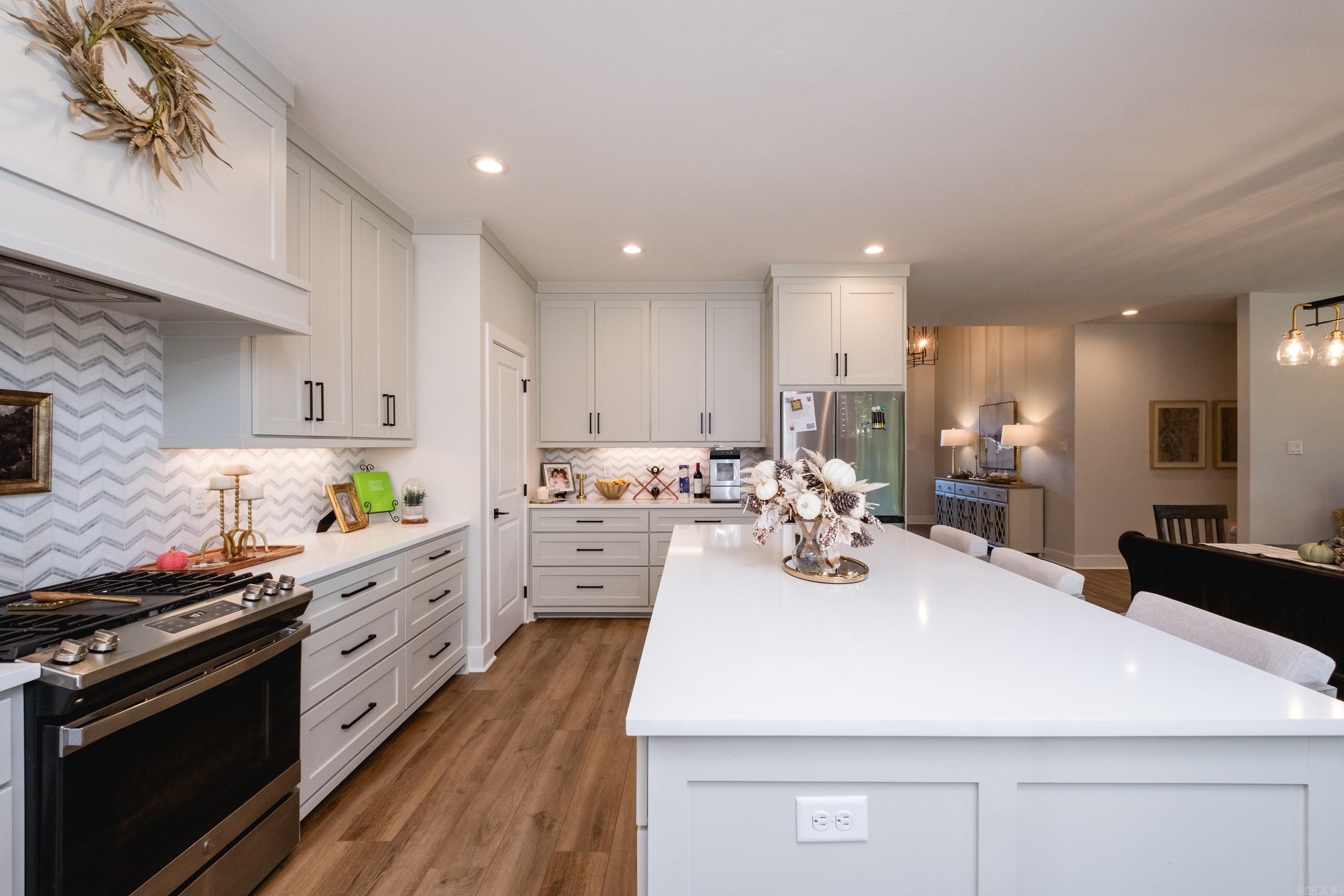 WATERVIEW ESTATES - Residential