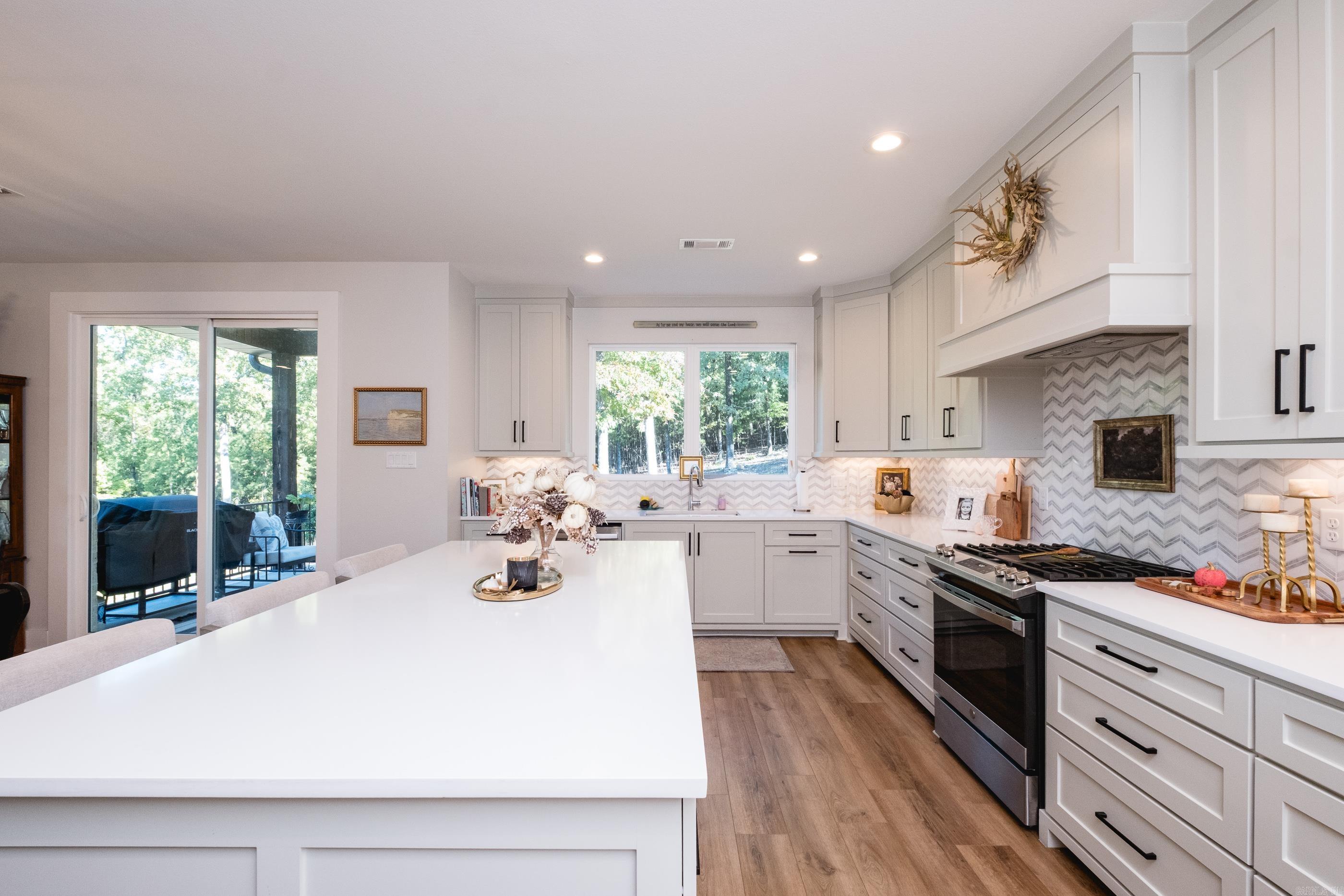 WATERVIEW ESTATES - Residential