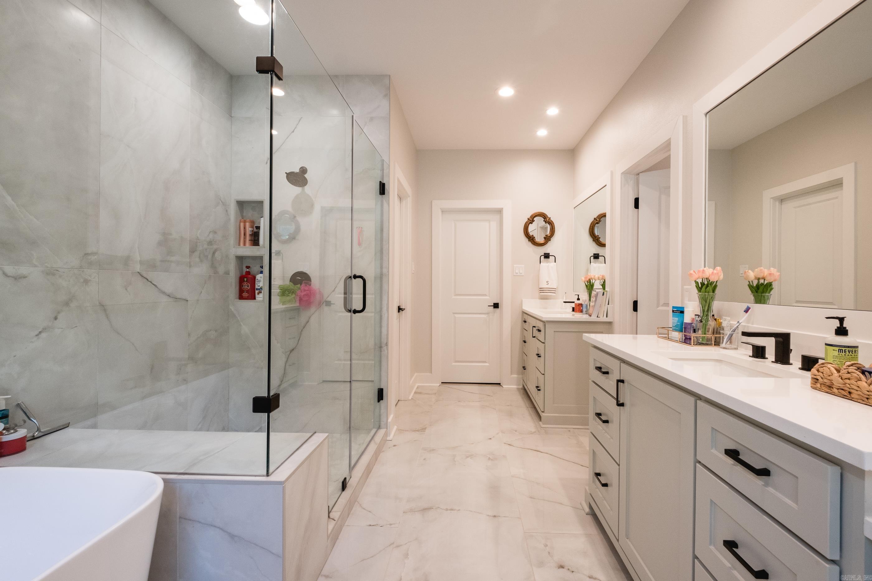 WATERVIEW ESTATES - Residential