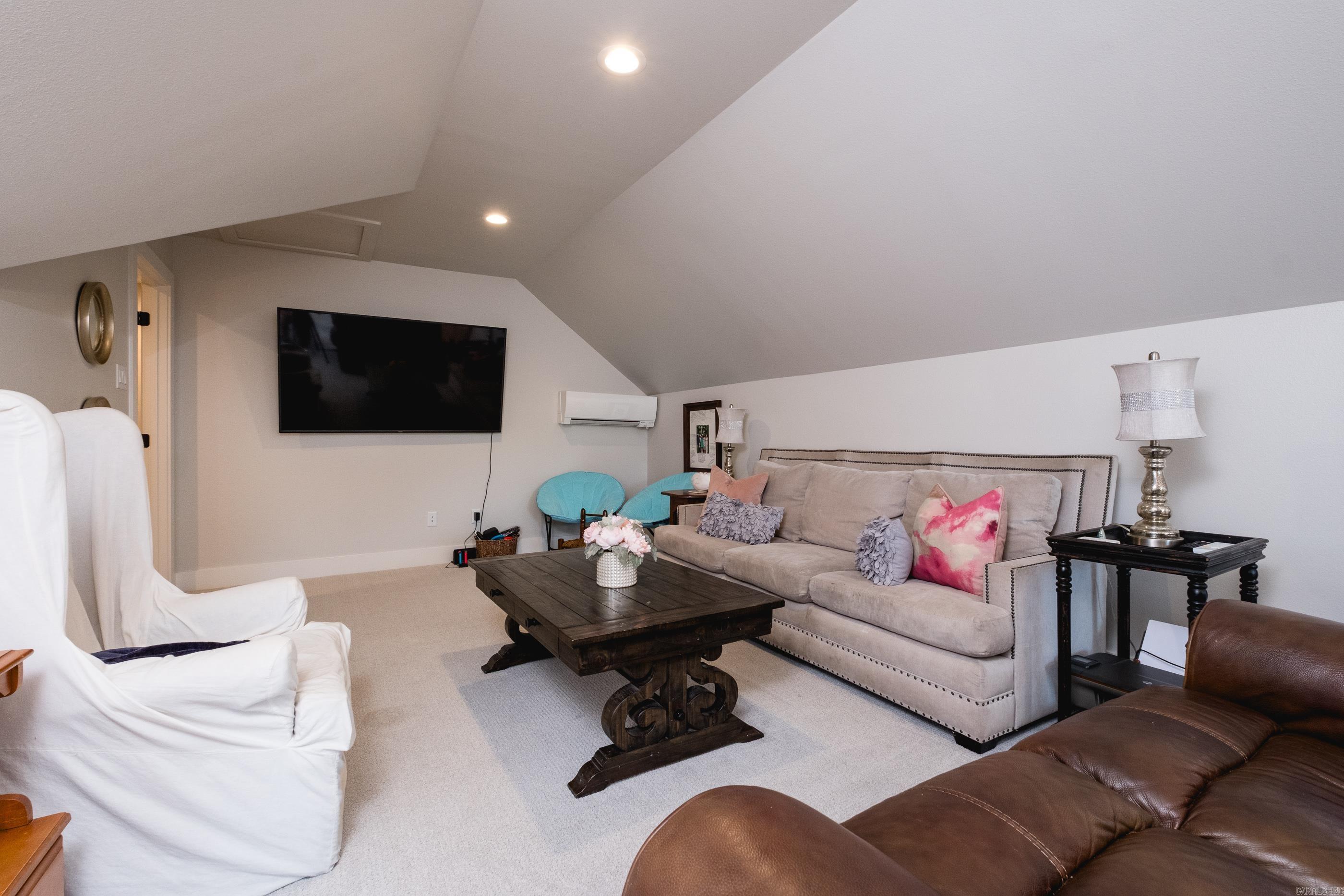 WATERVIEW ESTATES - Residential