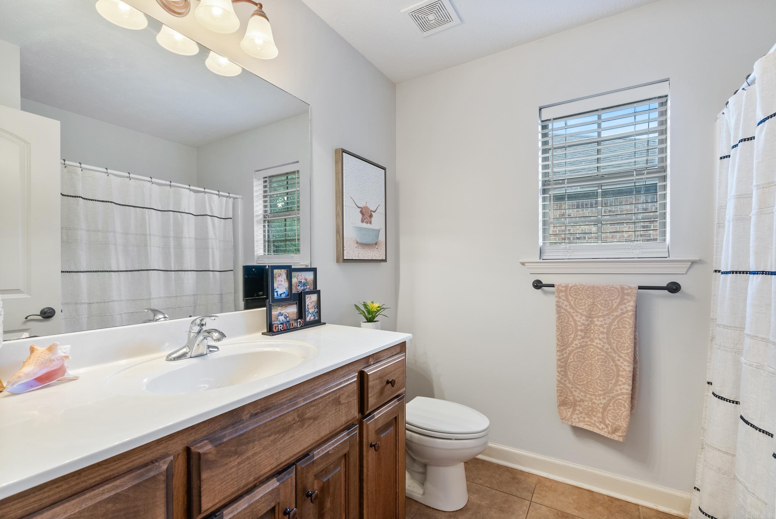 JEREMY COVE - Residential