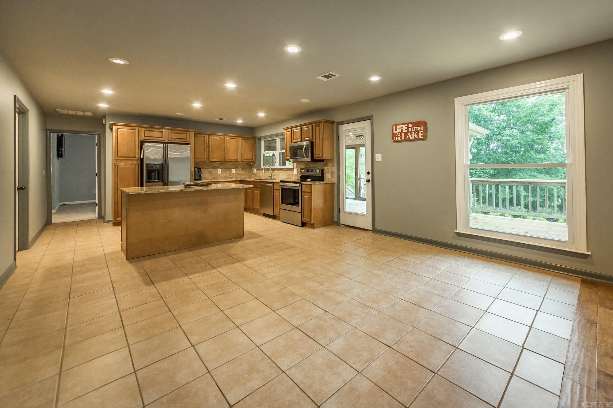 WEEKIWACHEE - LAKE - Residential