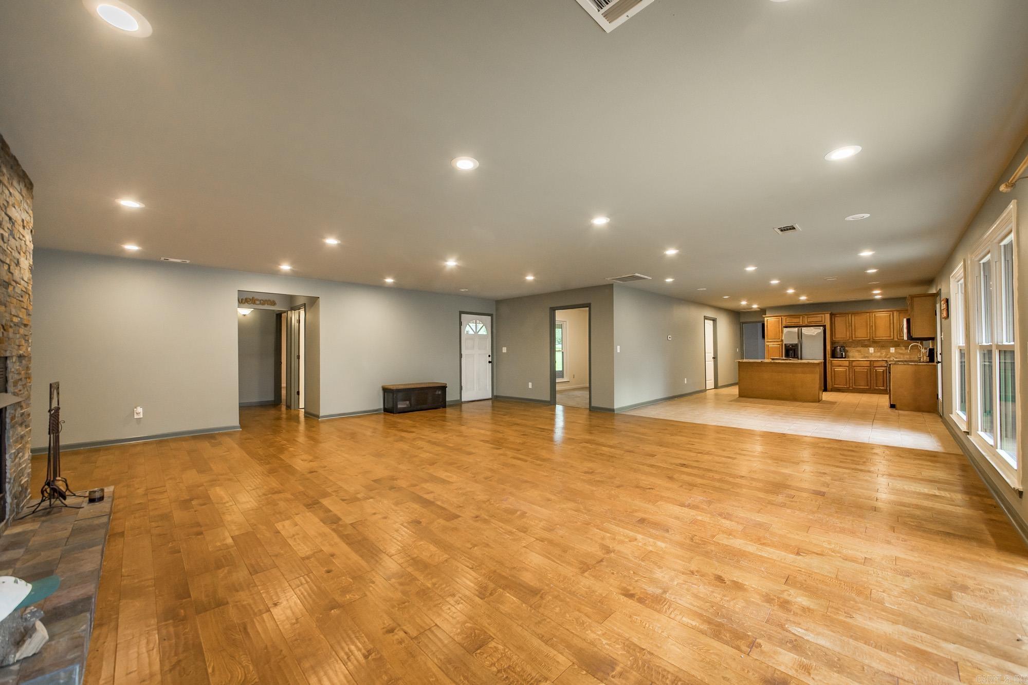 WEEKIWACHEE - LAKE - Residential