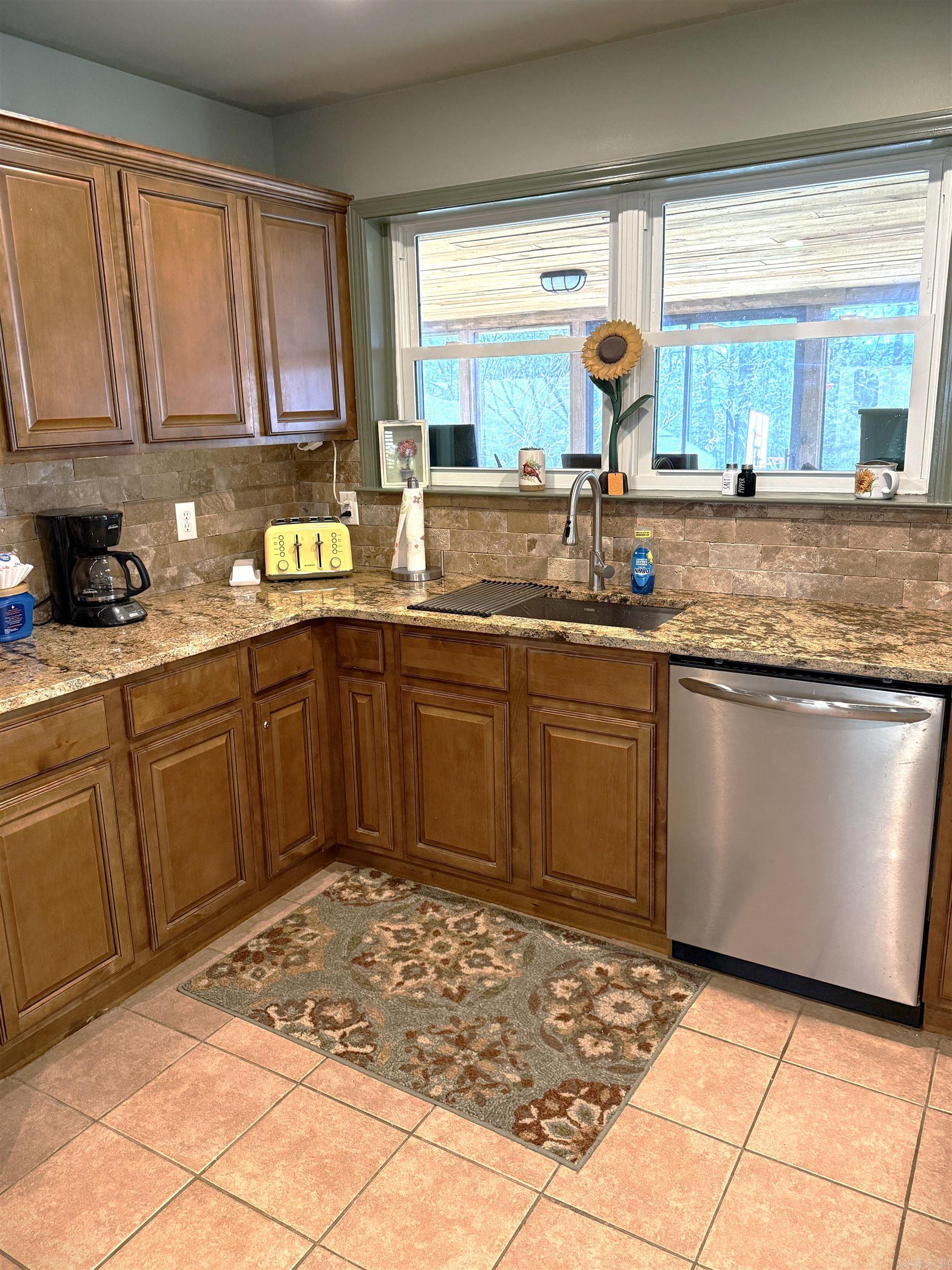 WEEKIWACHEE - LAKE - Residential