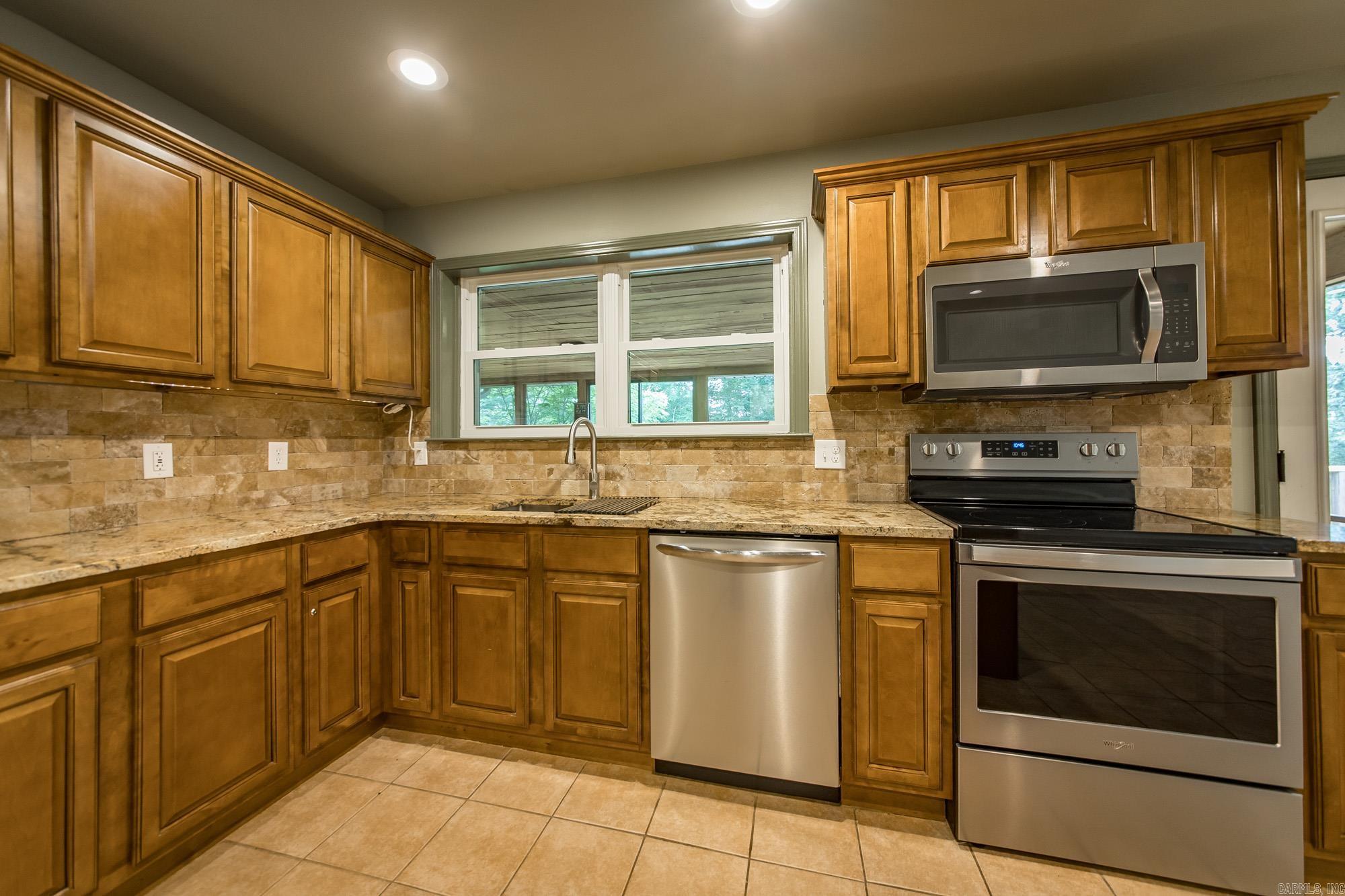 WEEKIWACHEE - LAKE - Residential