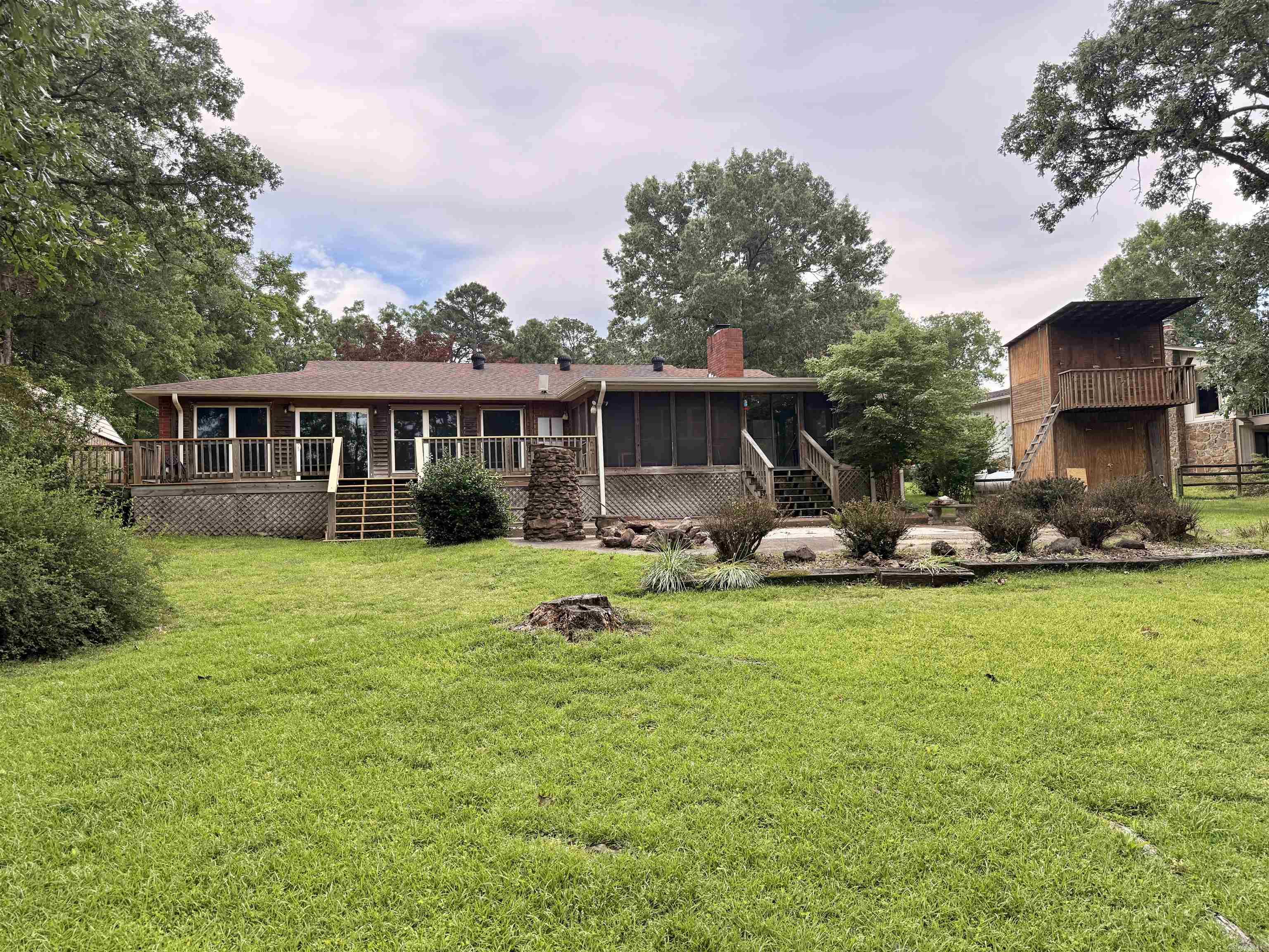 WEEKIWACHEE - LAKE - Residential