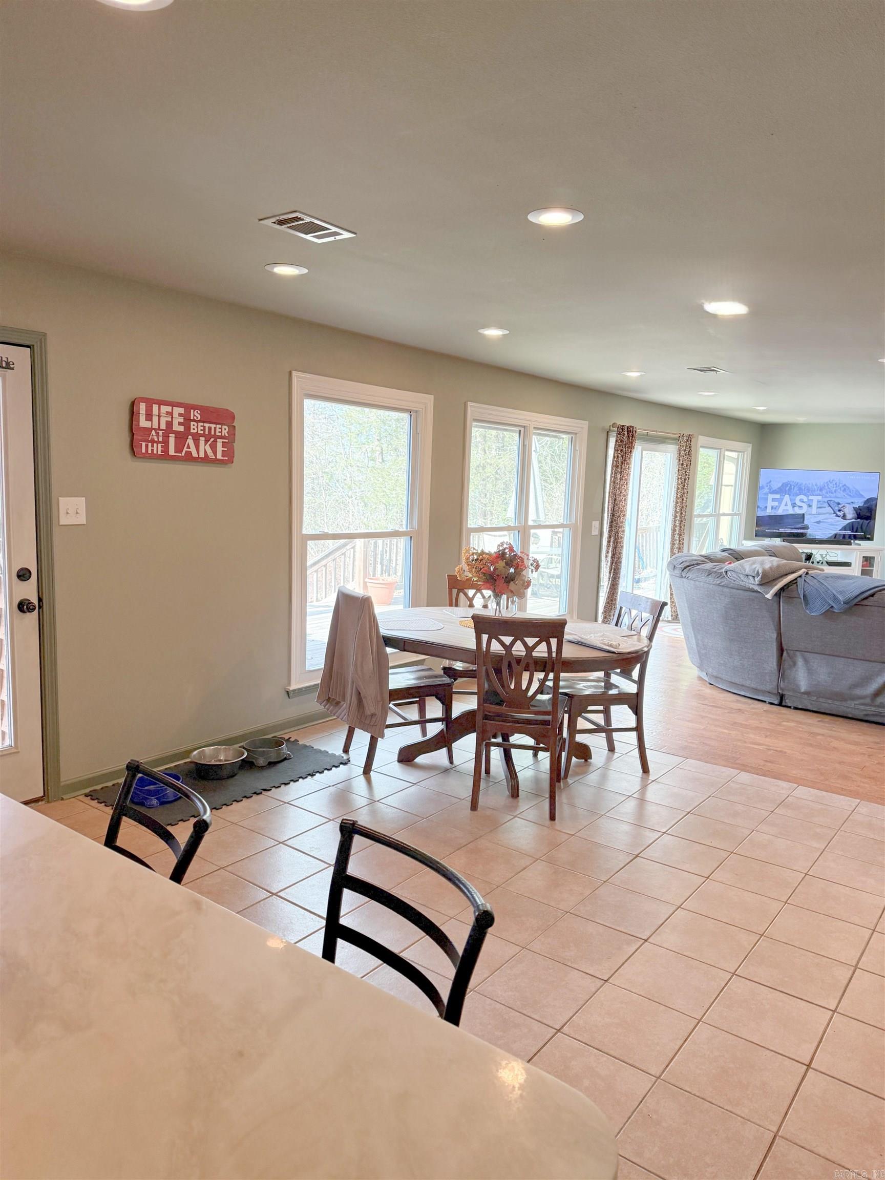 WEEKIWACHEE - LAKE - Residential