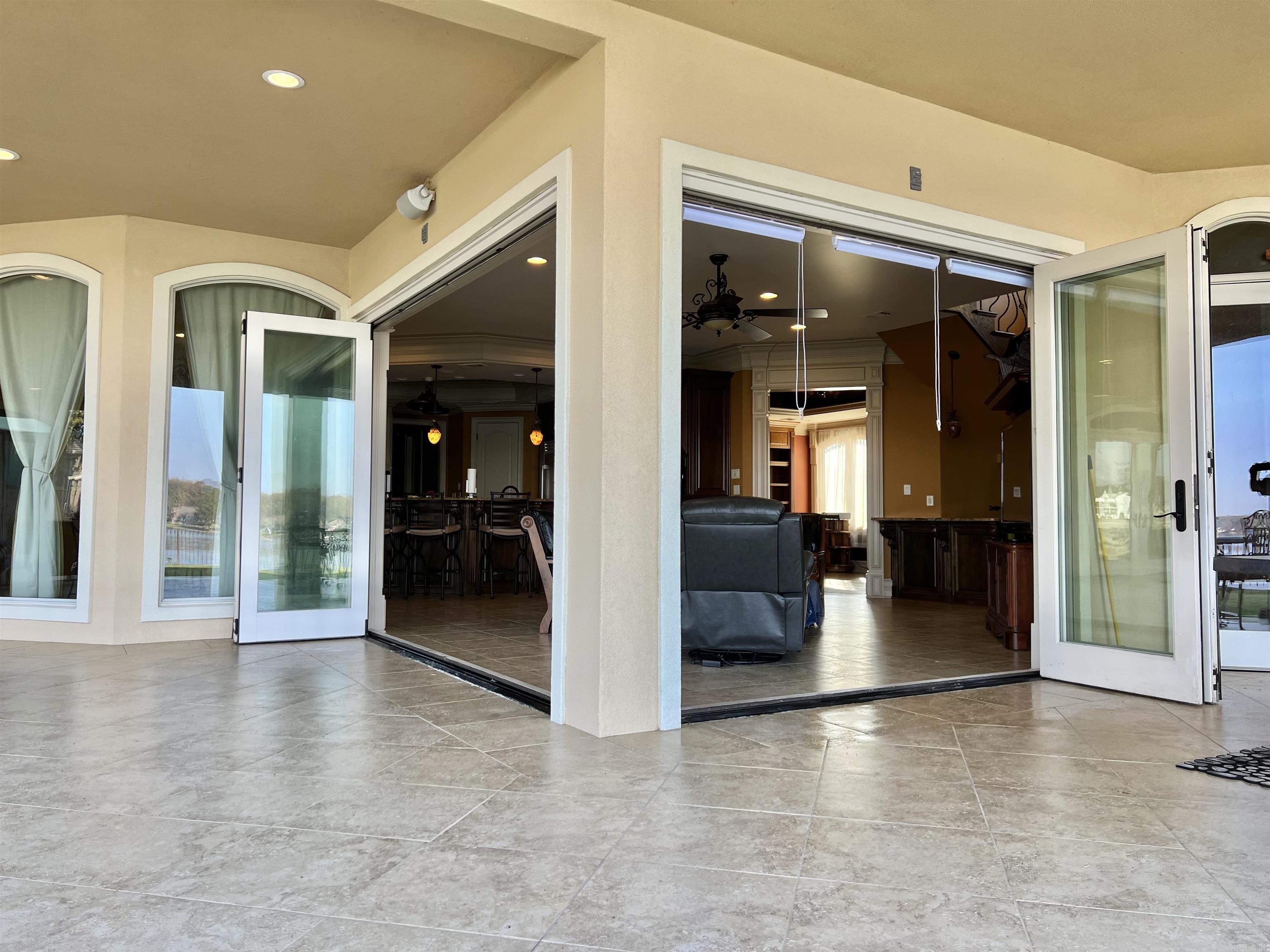 HURRICANE LAKE EST - Residential