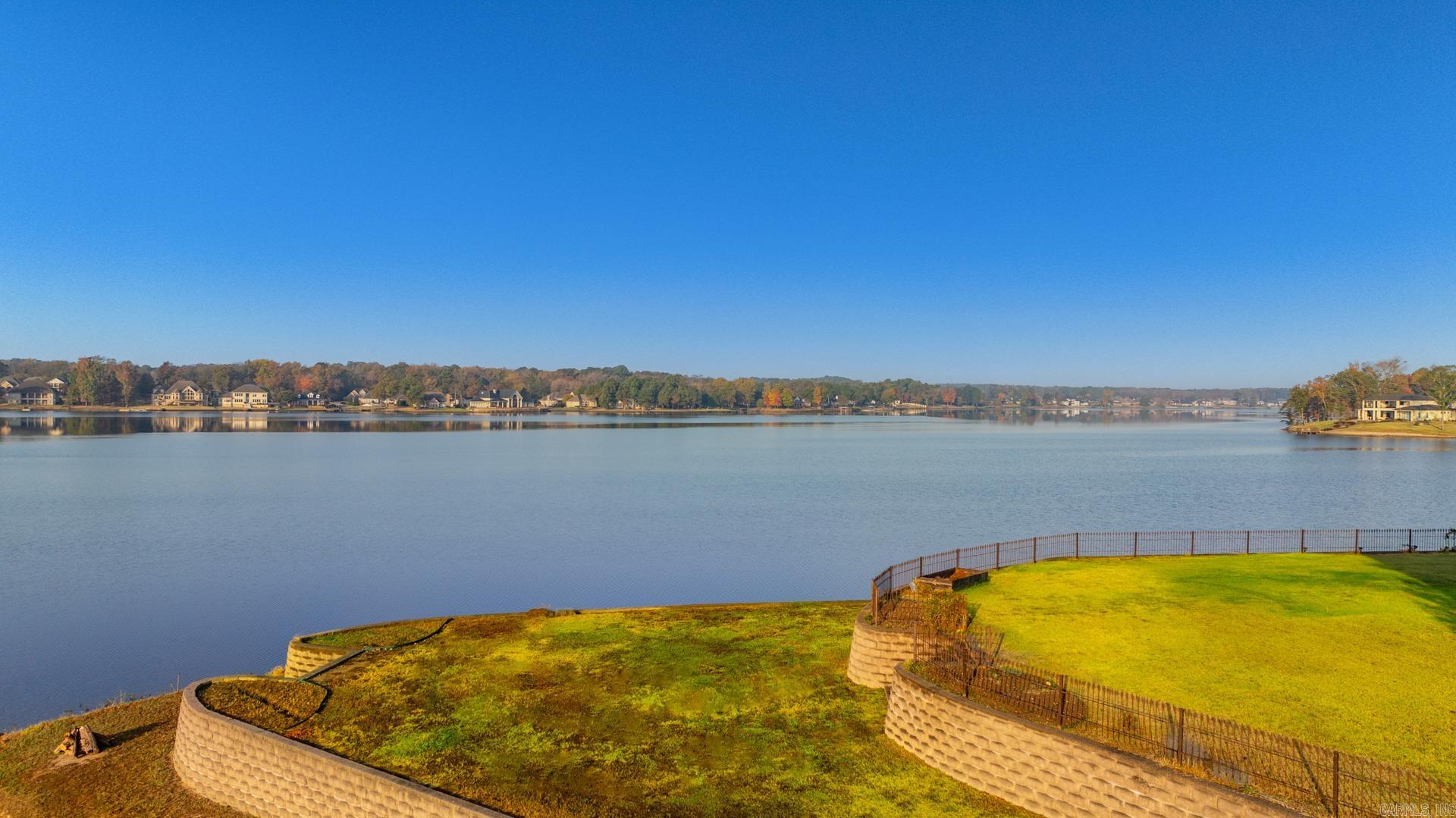 HURRICANE LAKE EST - Residential