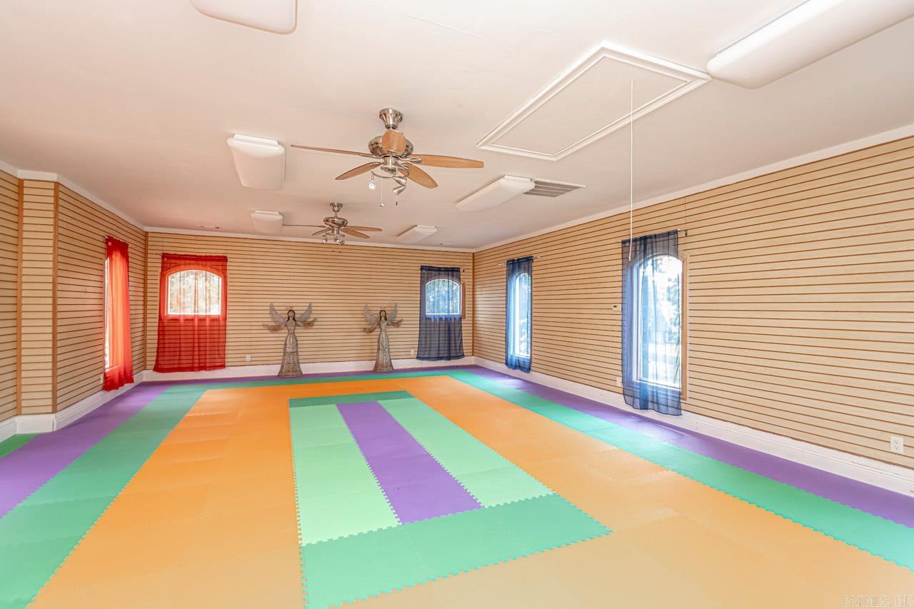 HURRICANE LAKE EST - Residential