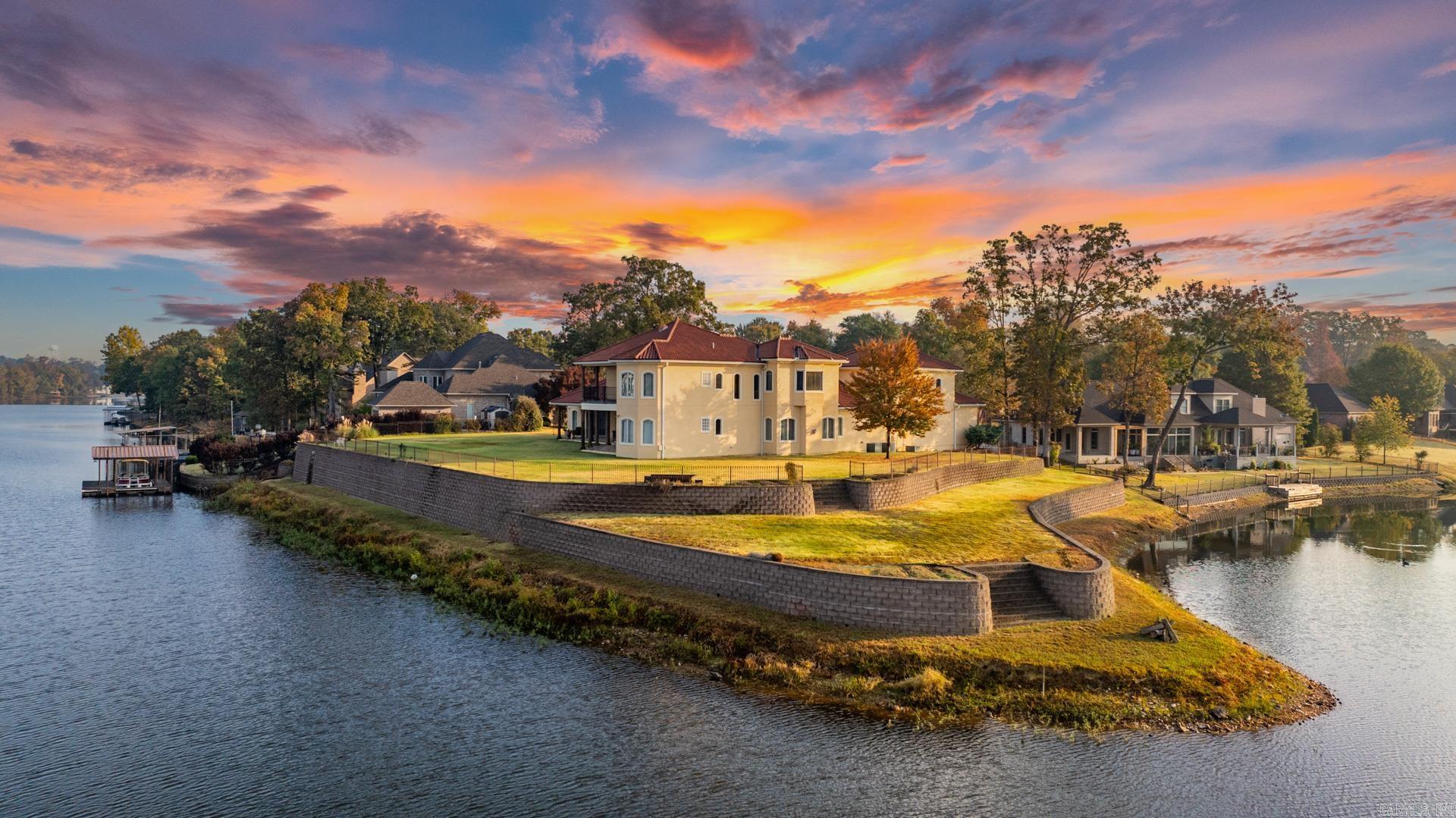 HURRICANE LAKE EST - Residential