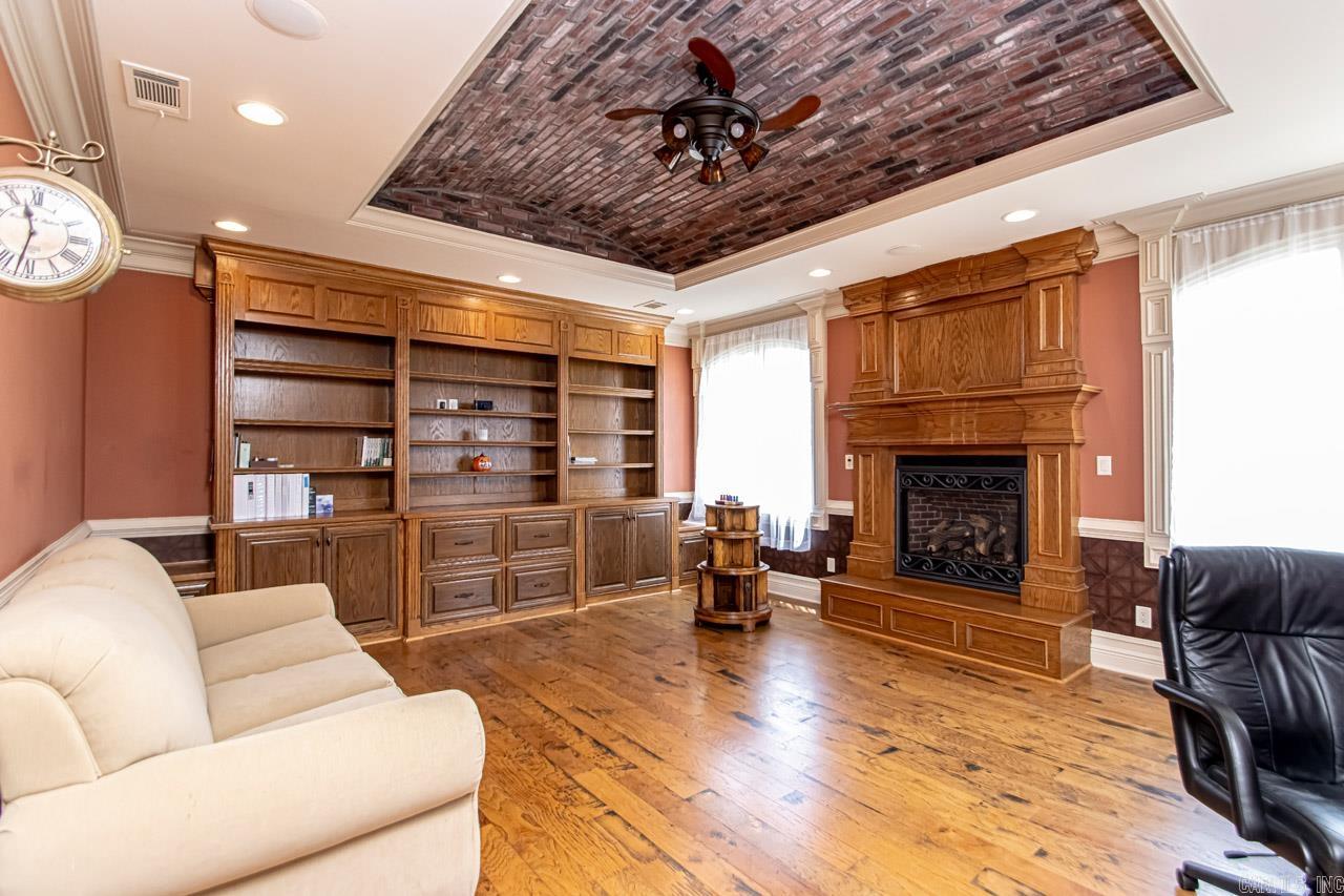 HURRICANE LAKE EST - Residential