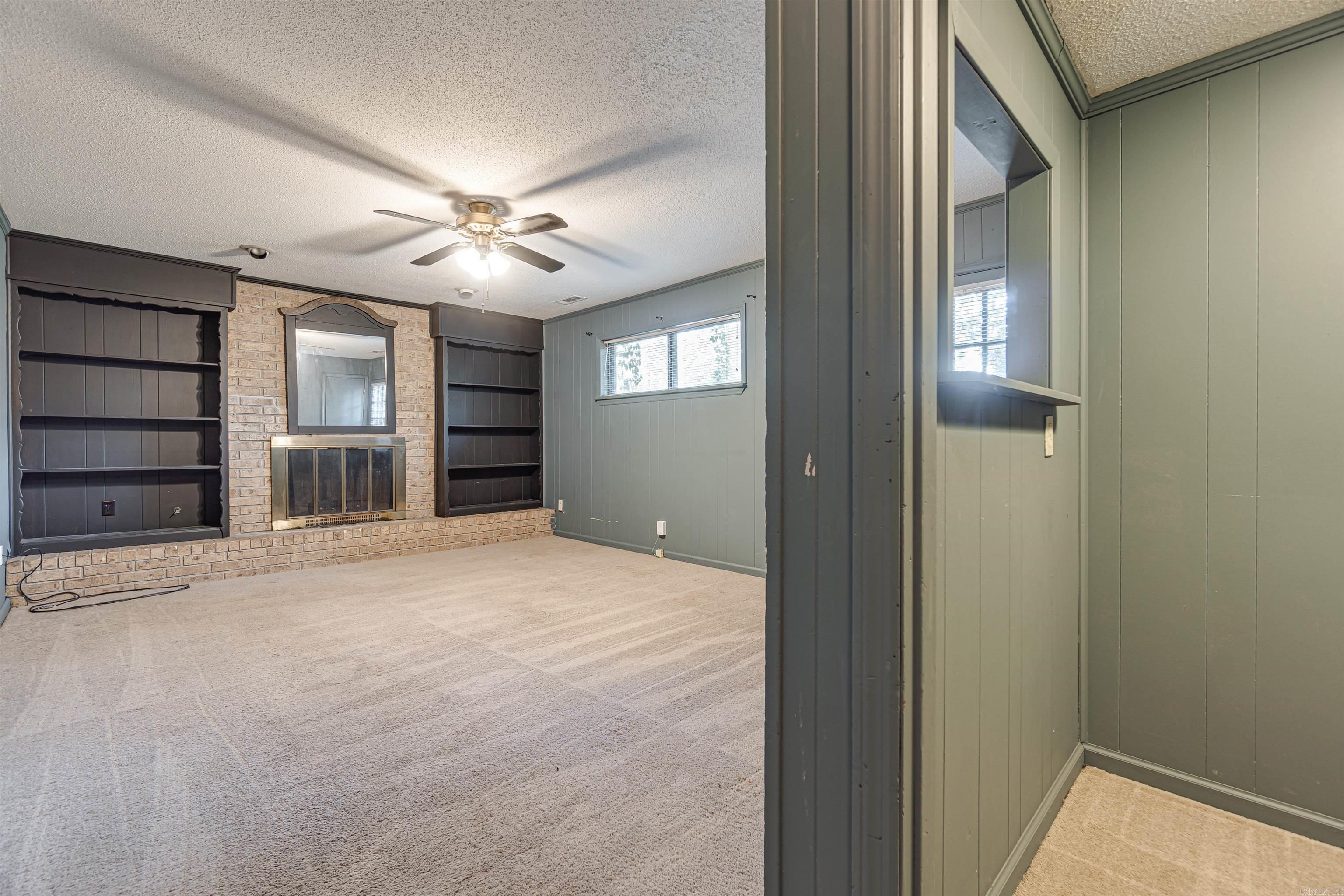 WALNUT VALLEY - Residential