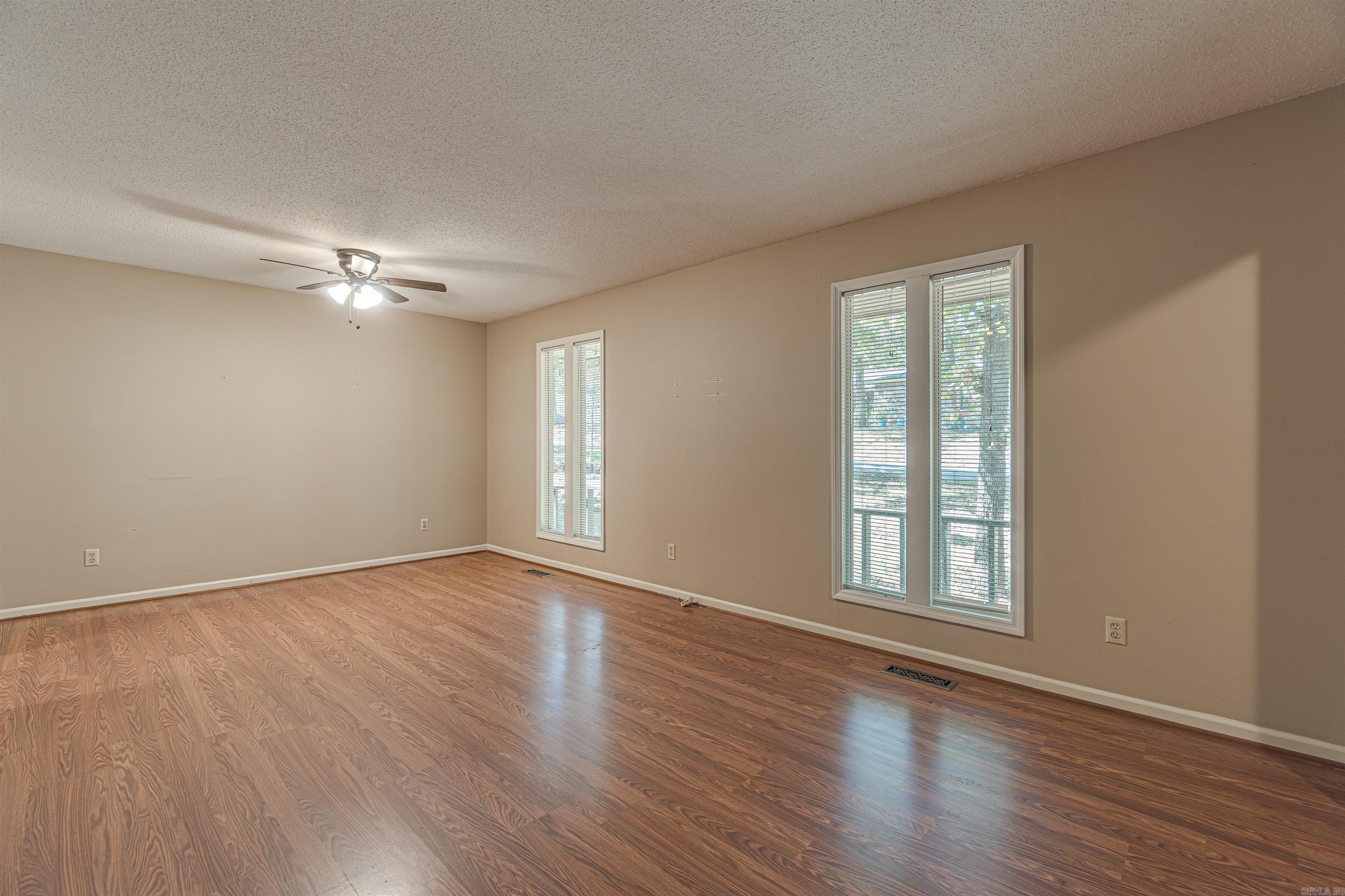 WALNUT VALLEY - Residential