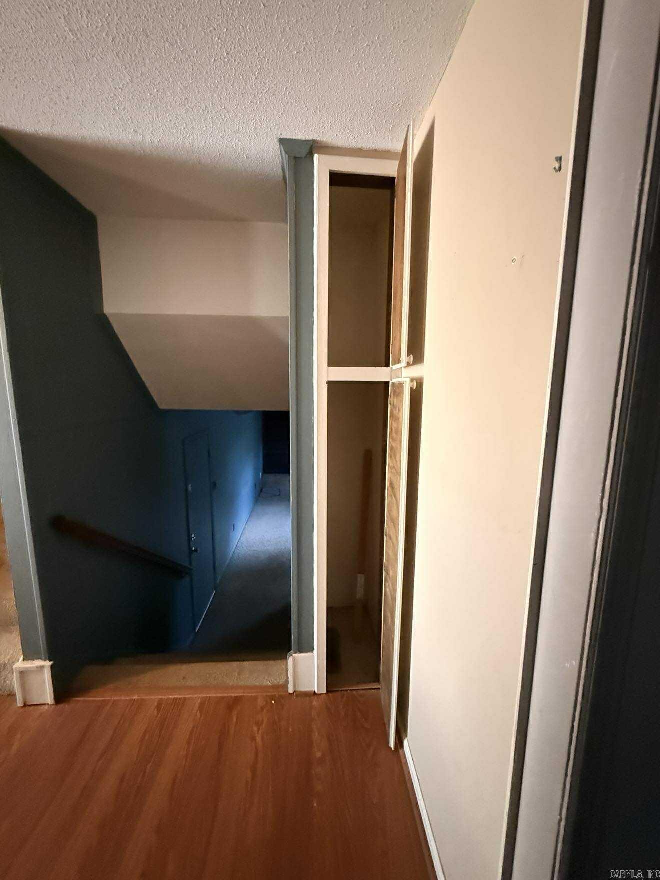 WALNUT VALLEY - Residential