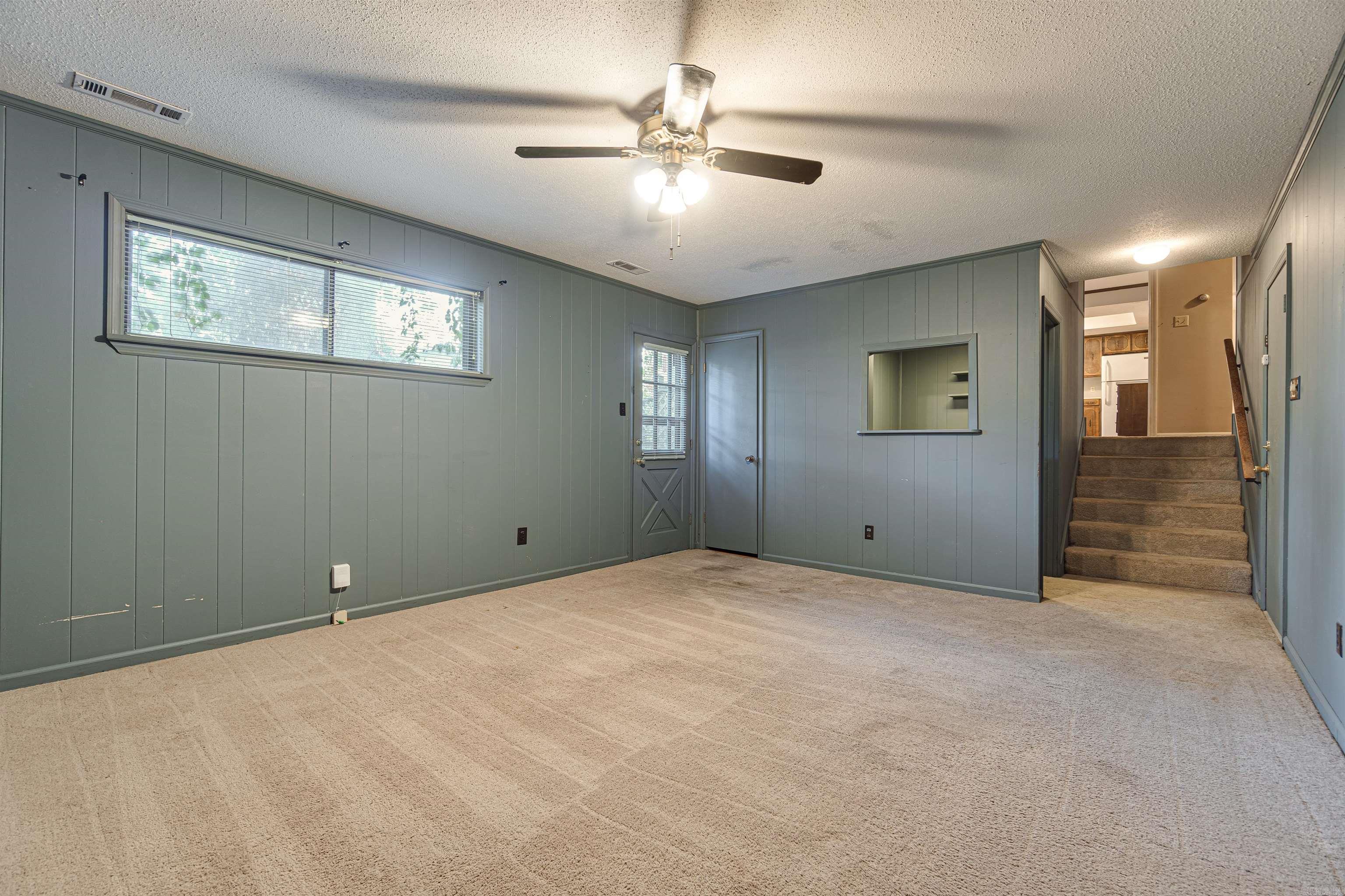 WALNUT VALLEY - Residential