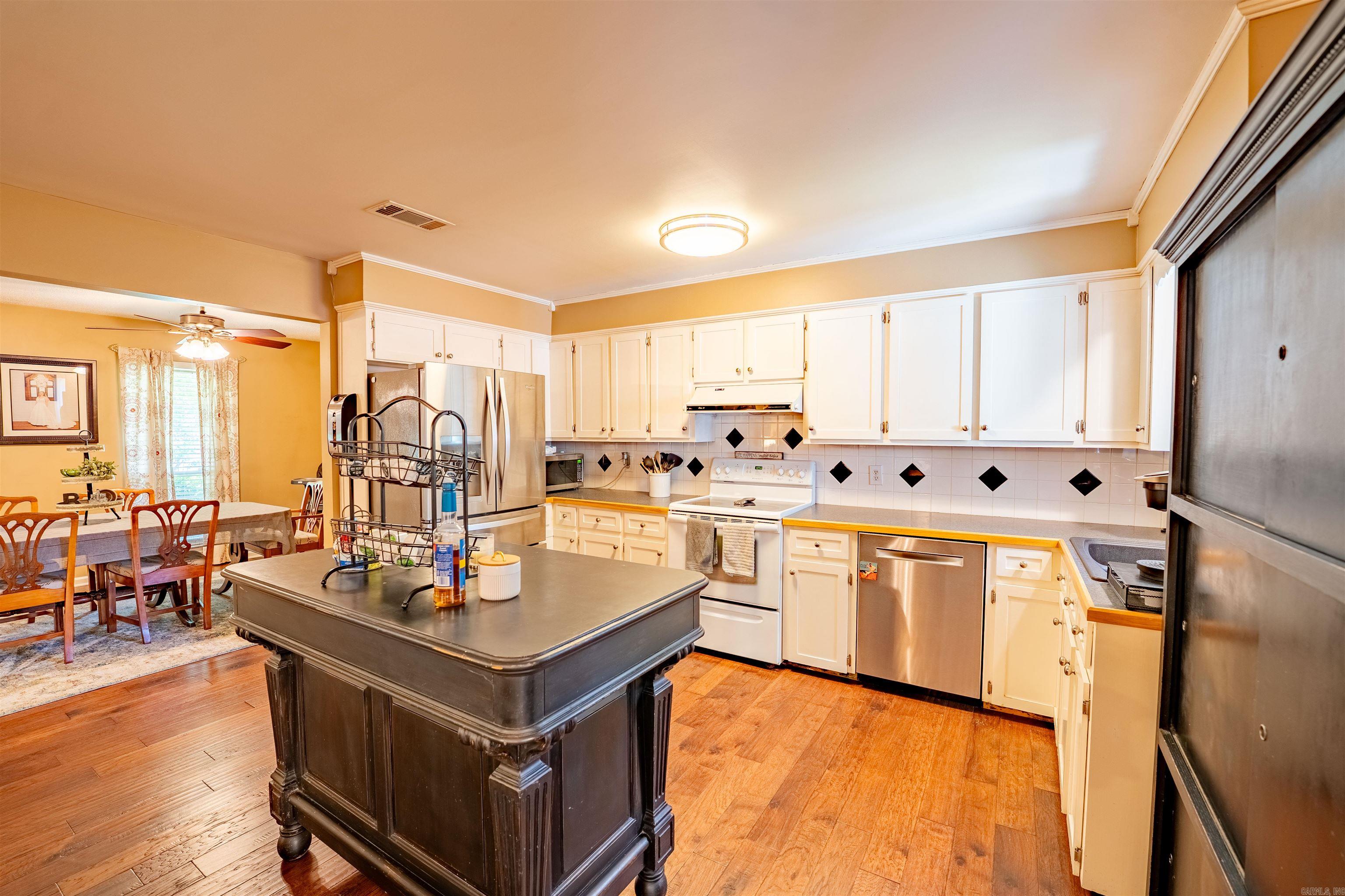 ECHO VALLEY - Residential