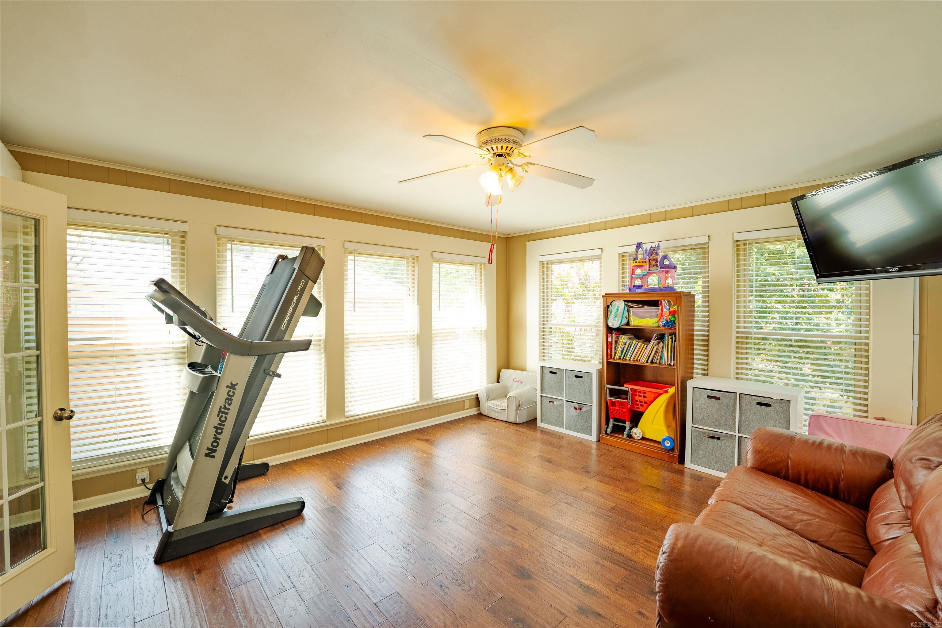 ECHO VALLEY - Residential