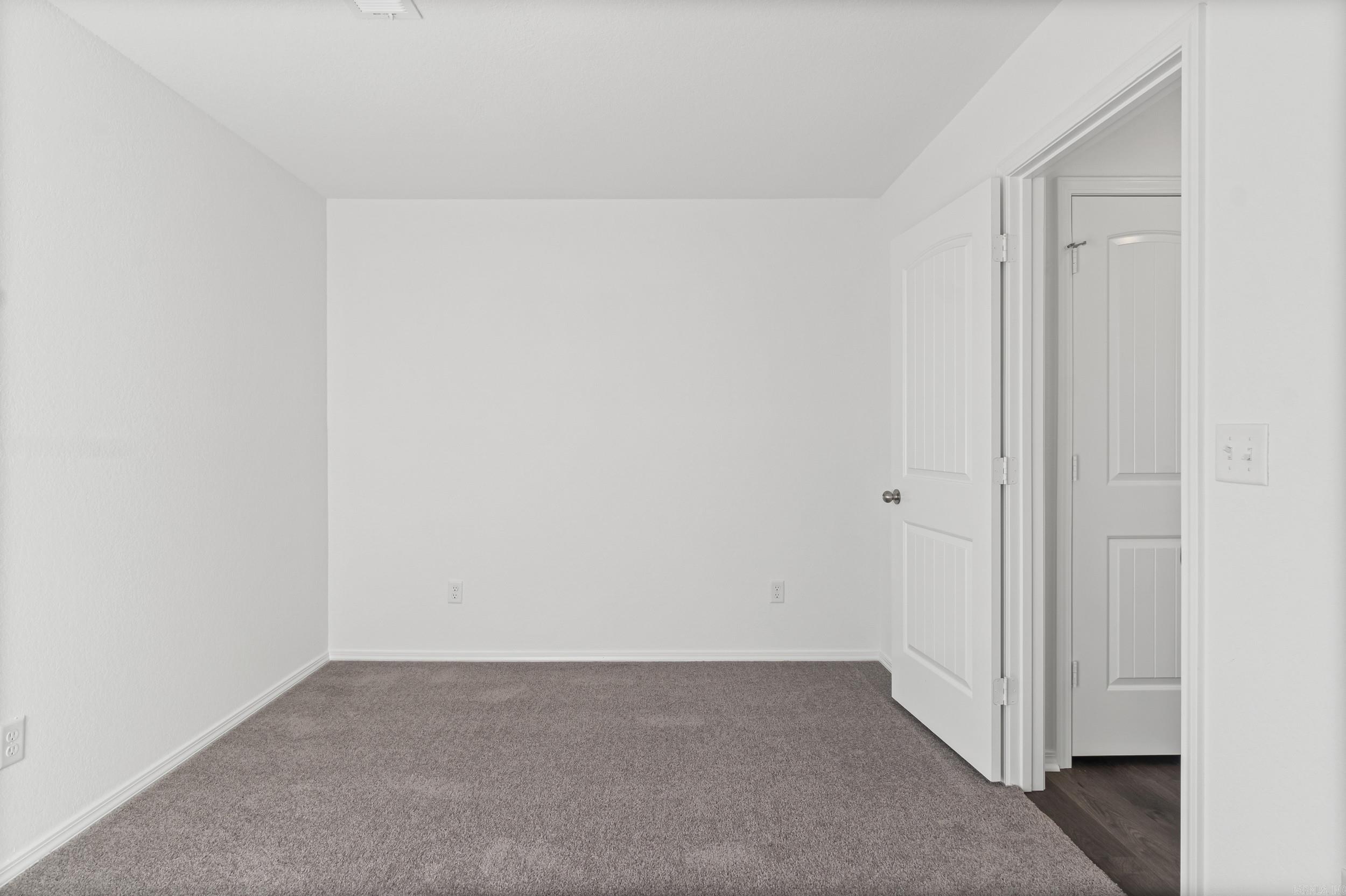 DEERFIELD ESTATES - Residential