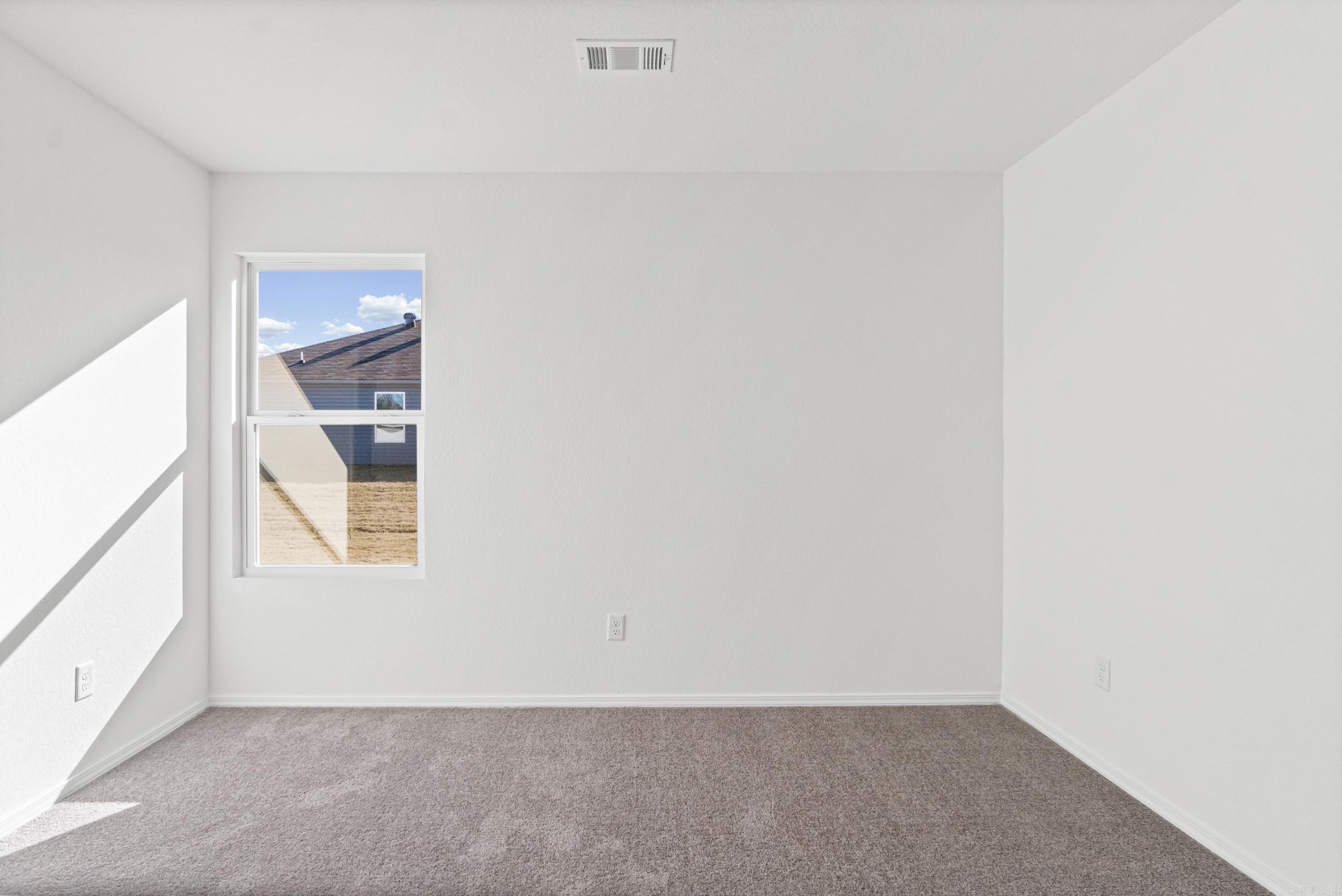 DEERFIELD ESTATES - Residential