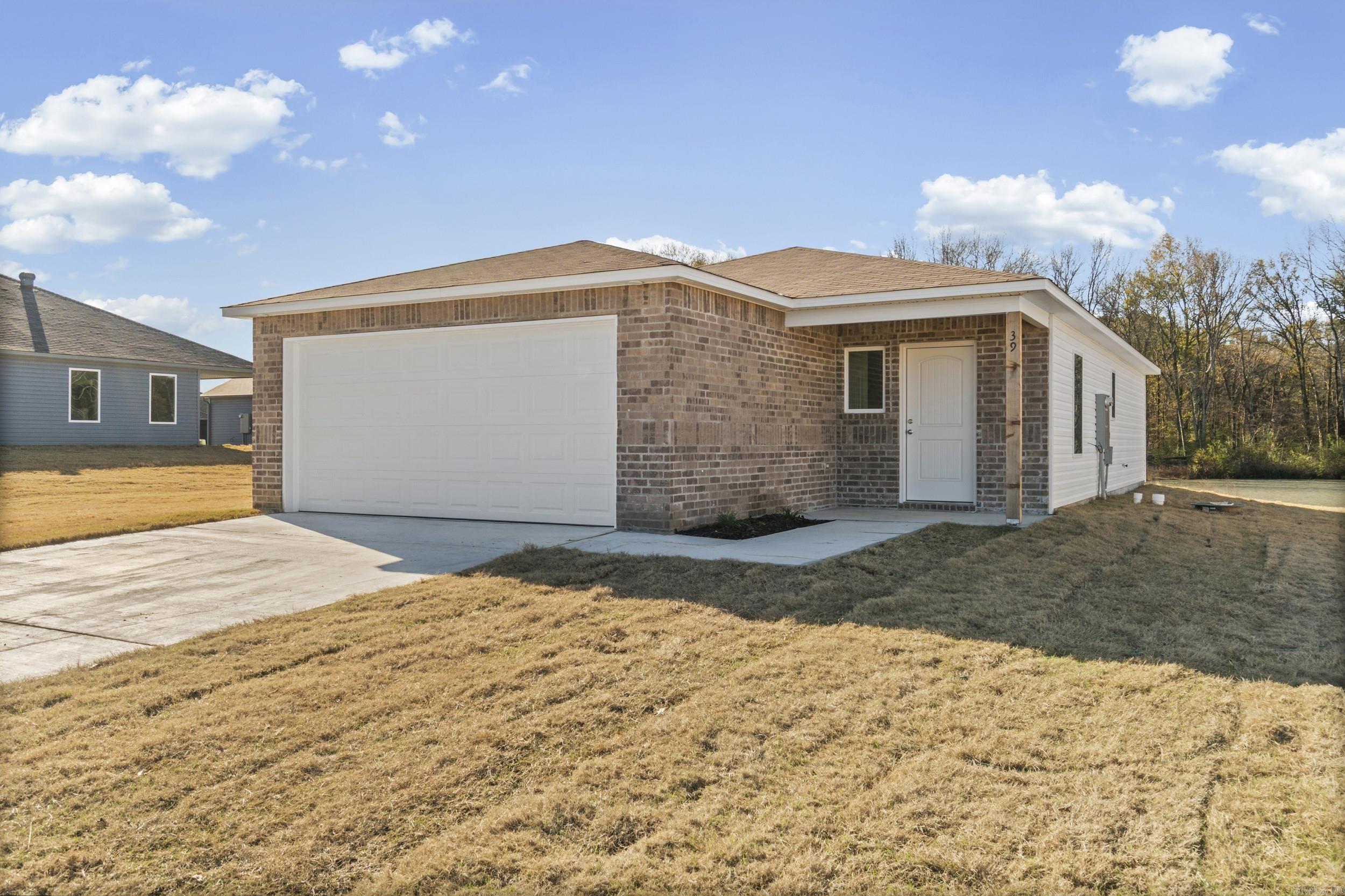 DEERFIELD ESTATES - Residential