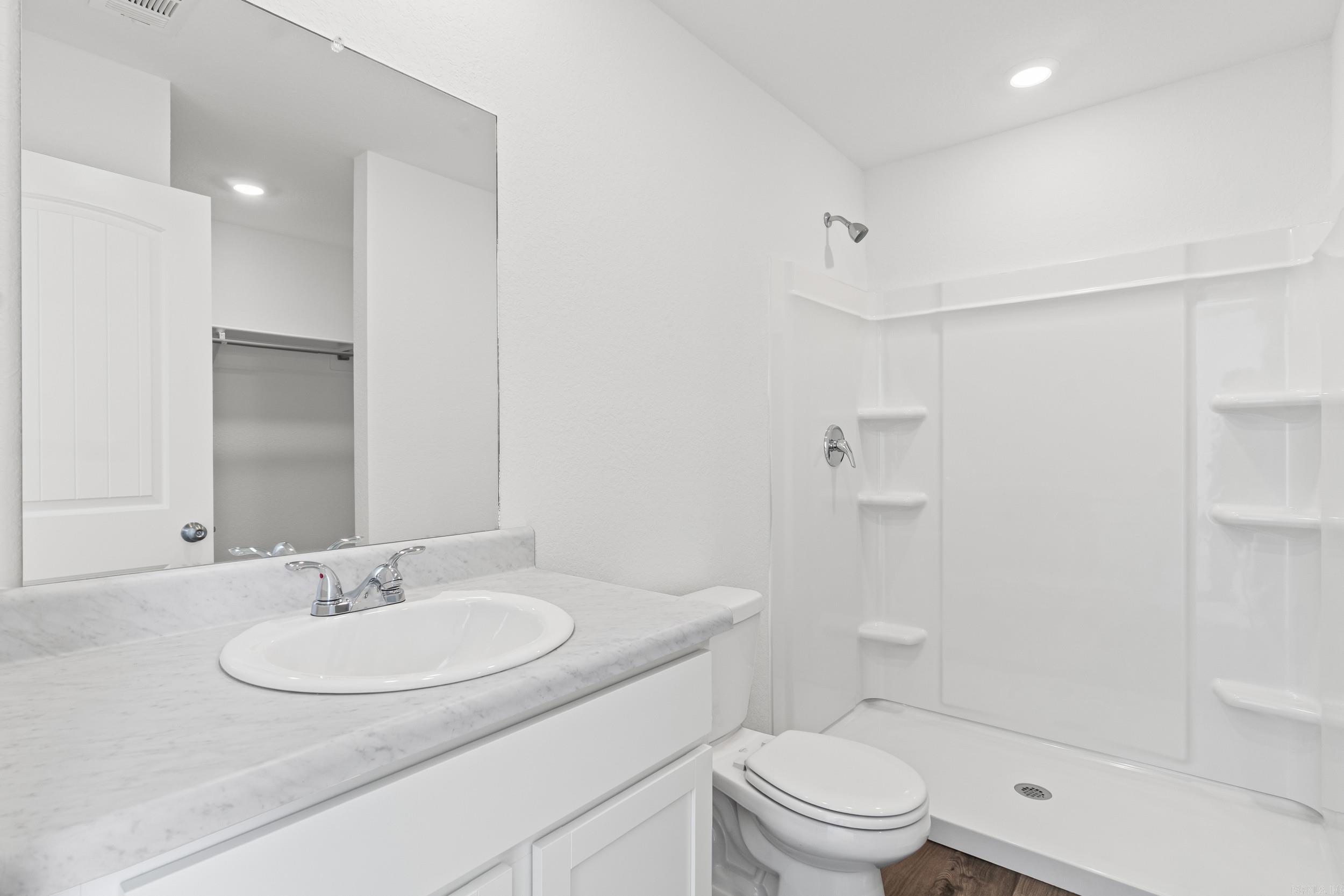 DEERFIELD ESTATES - Residential