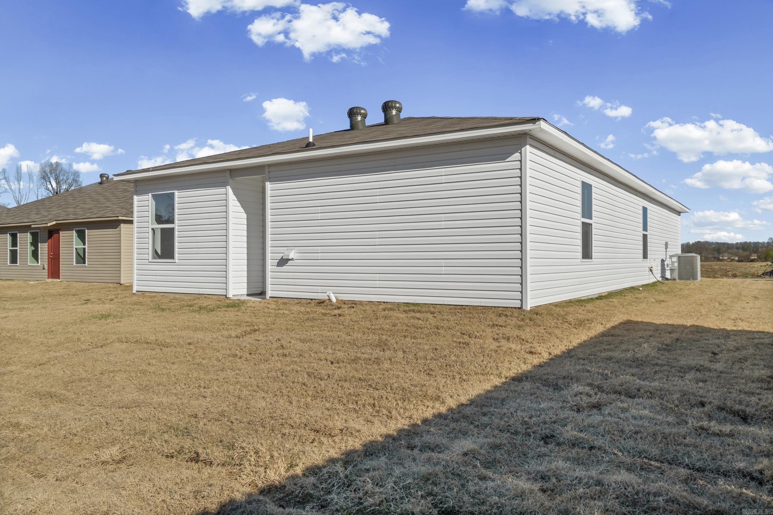 DEERFIELD ESTATES - Residential