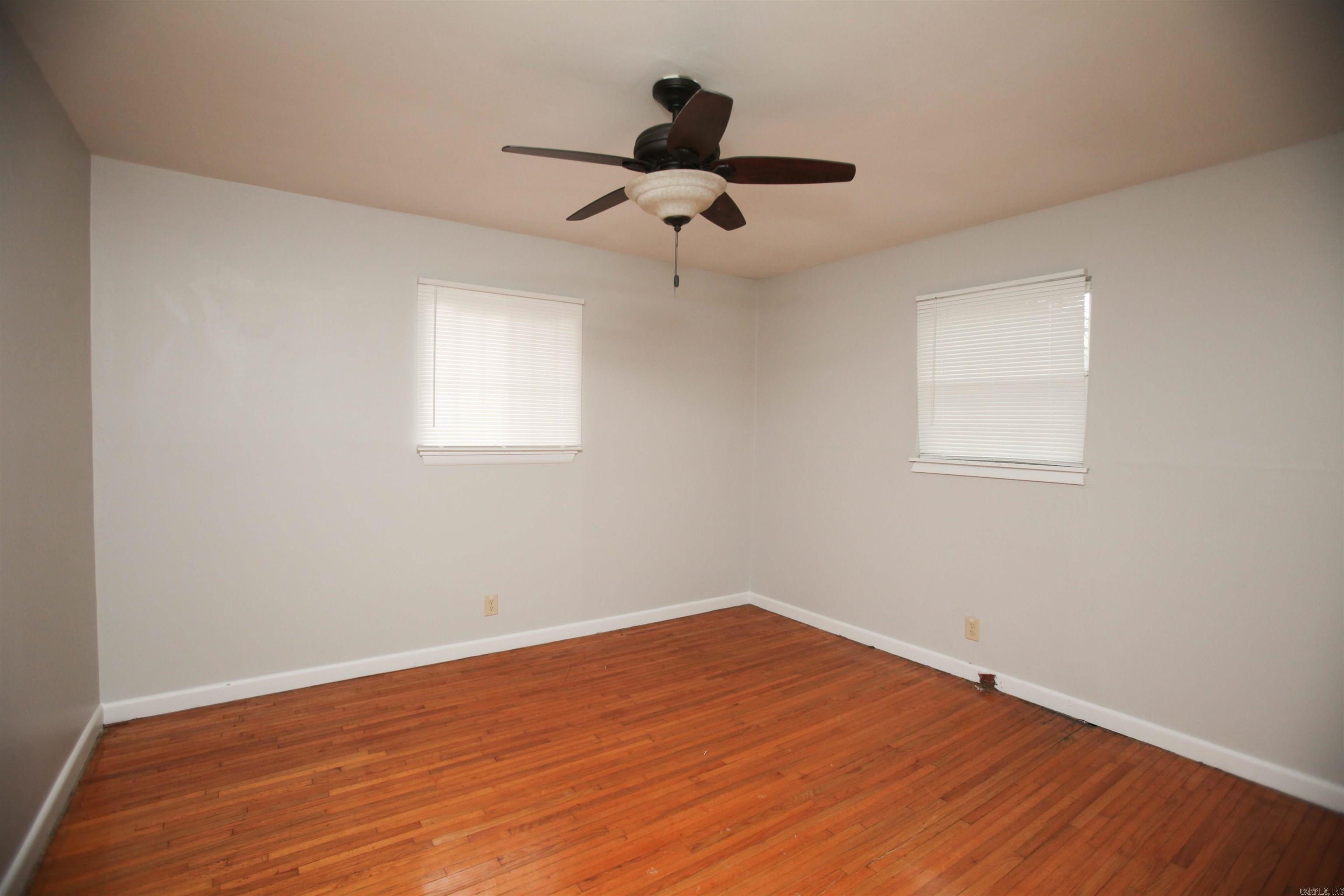 Barrow John - Residential Lease