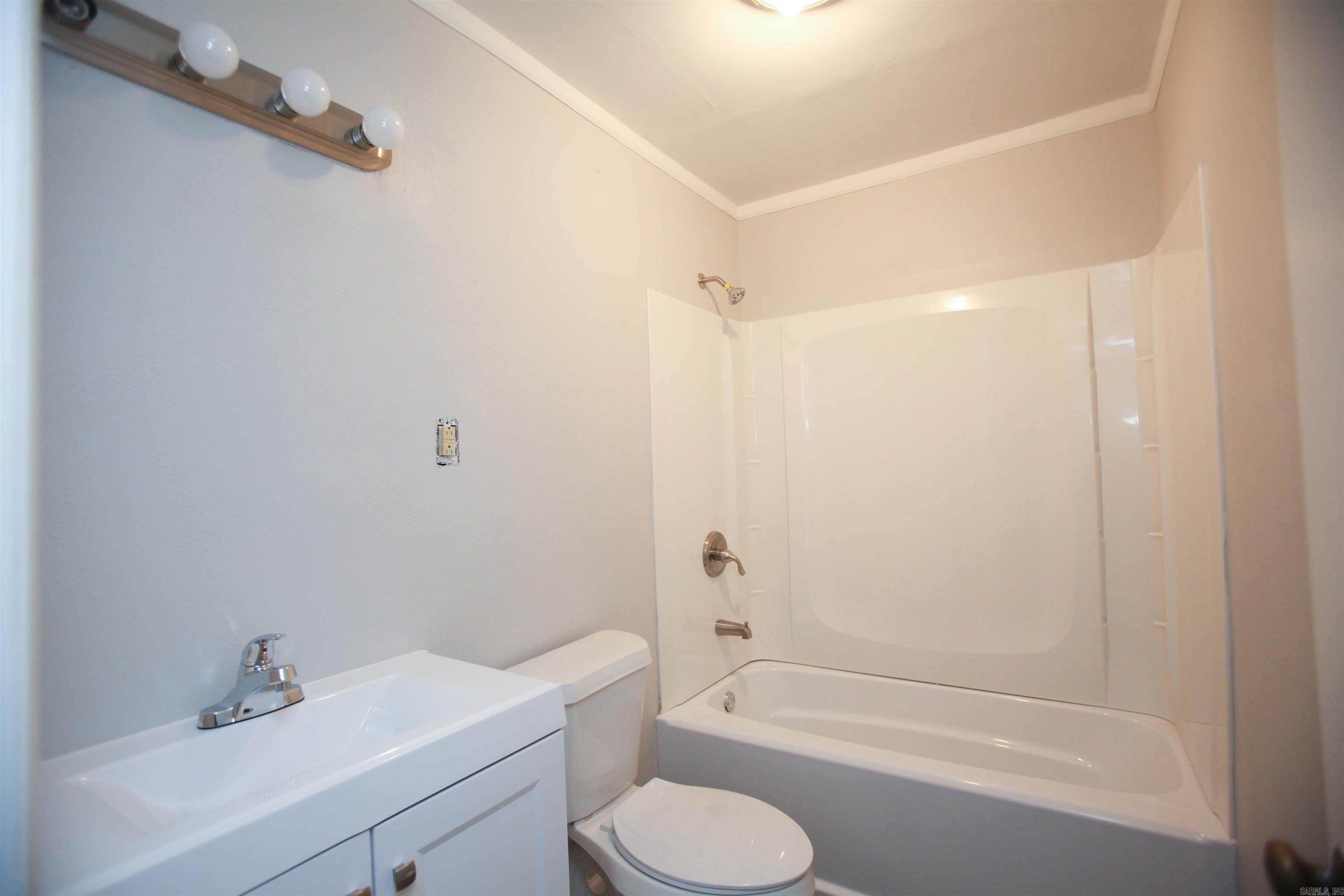 Barrow John - Residential Lease