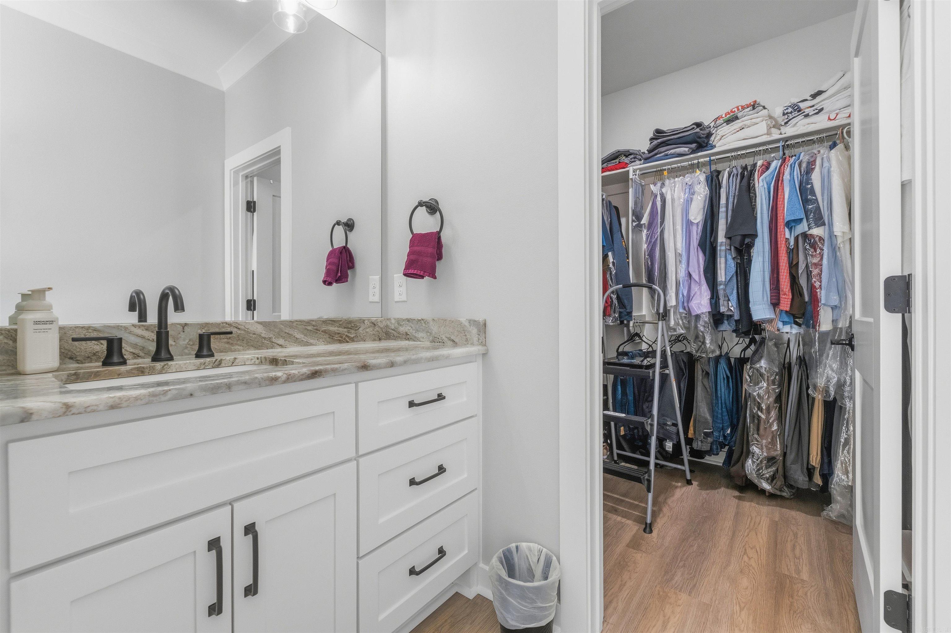 JAXON TERRACE - Residential