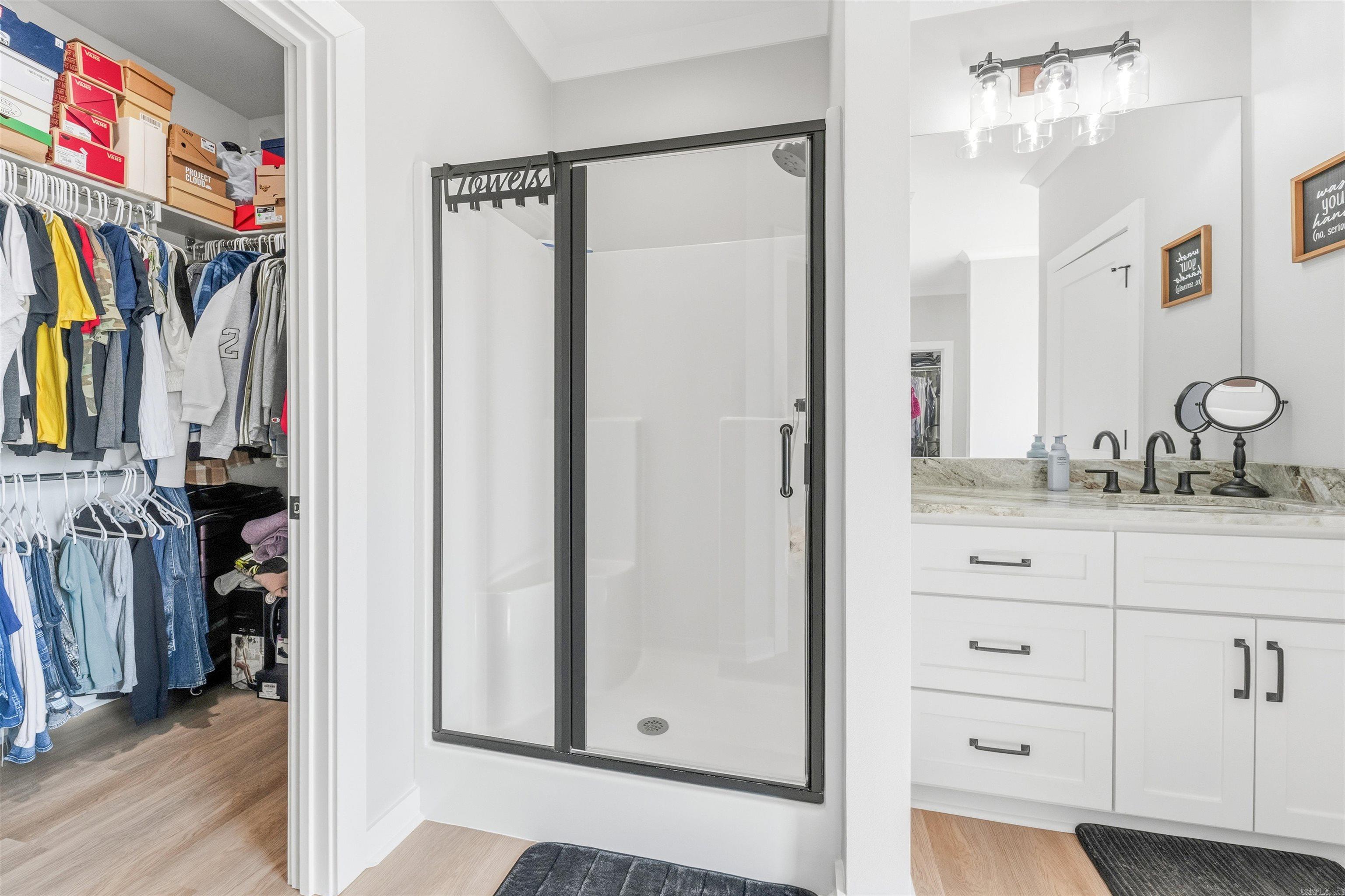 JAXON TERRACE - Residential