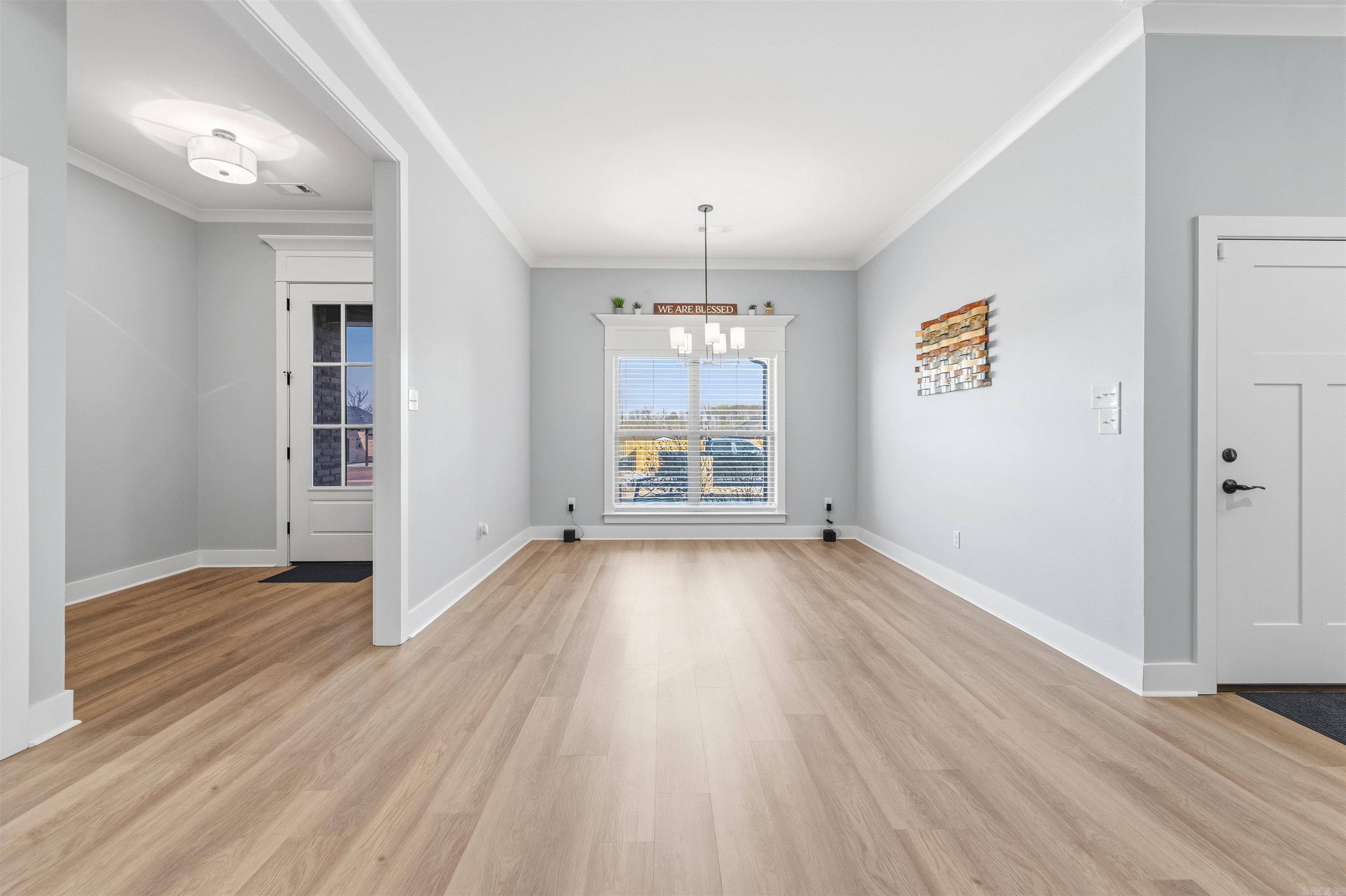 JAXON TERRACE - Residential