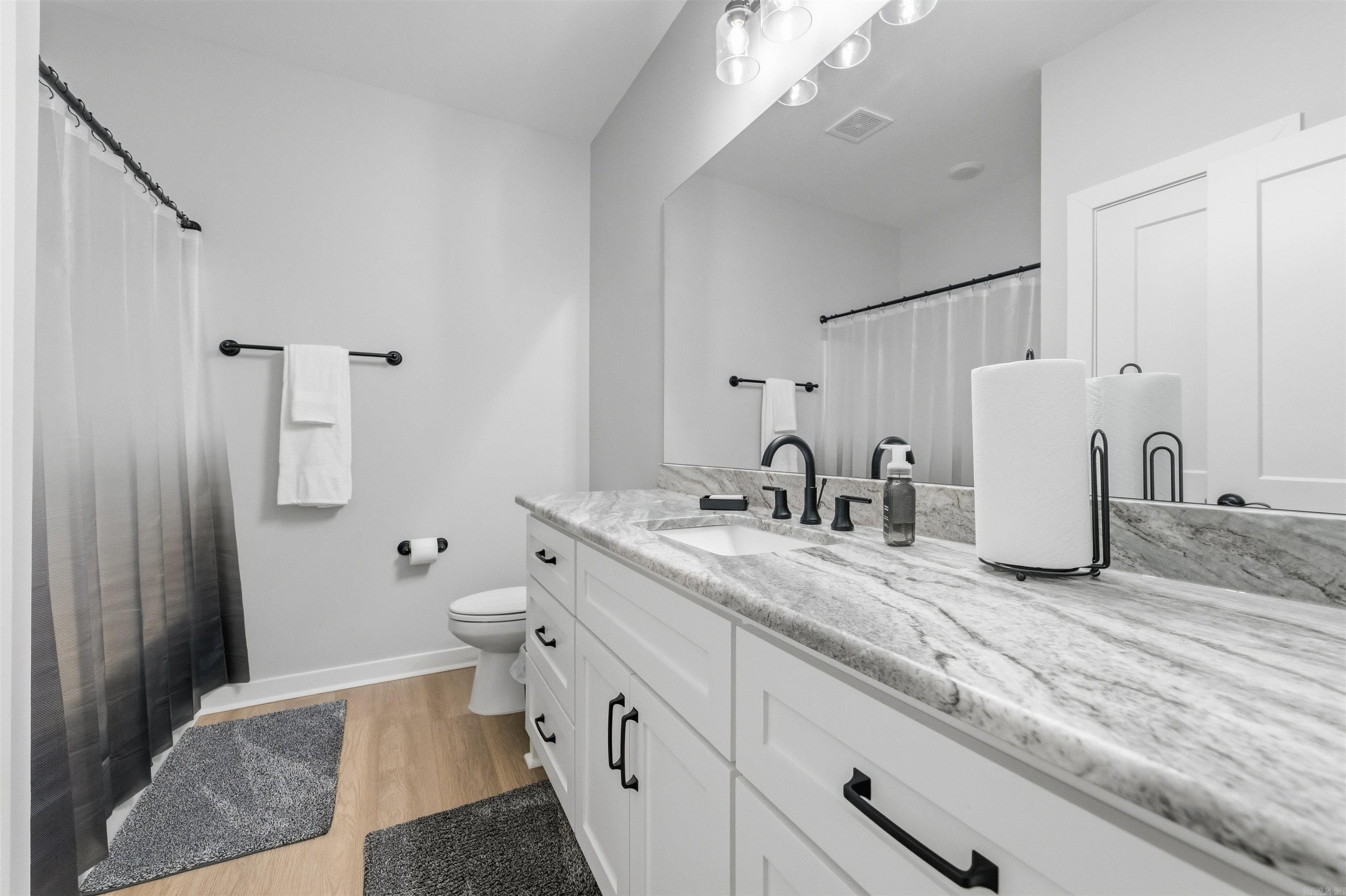 JAXON TERRACE - Residential