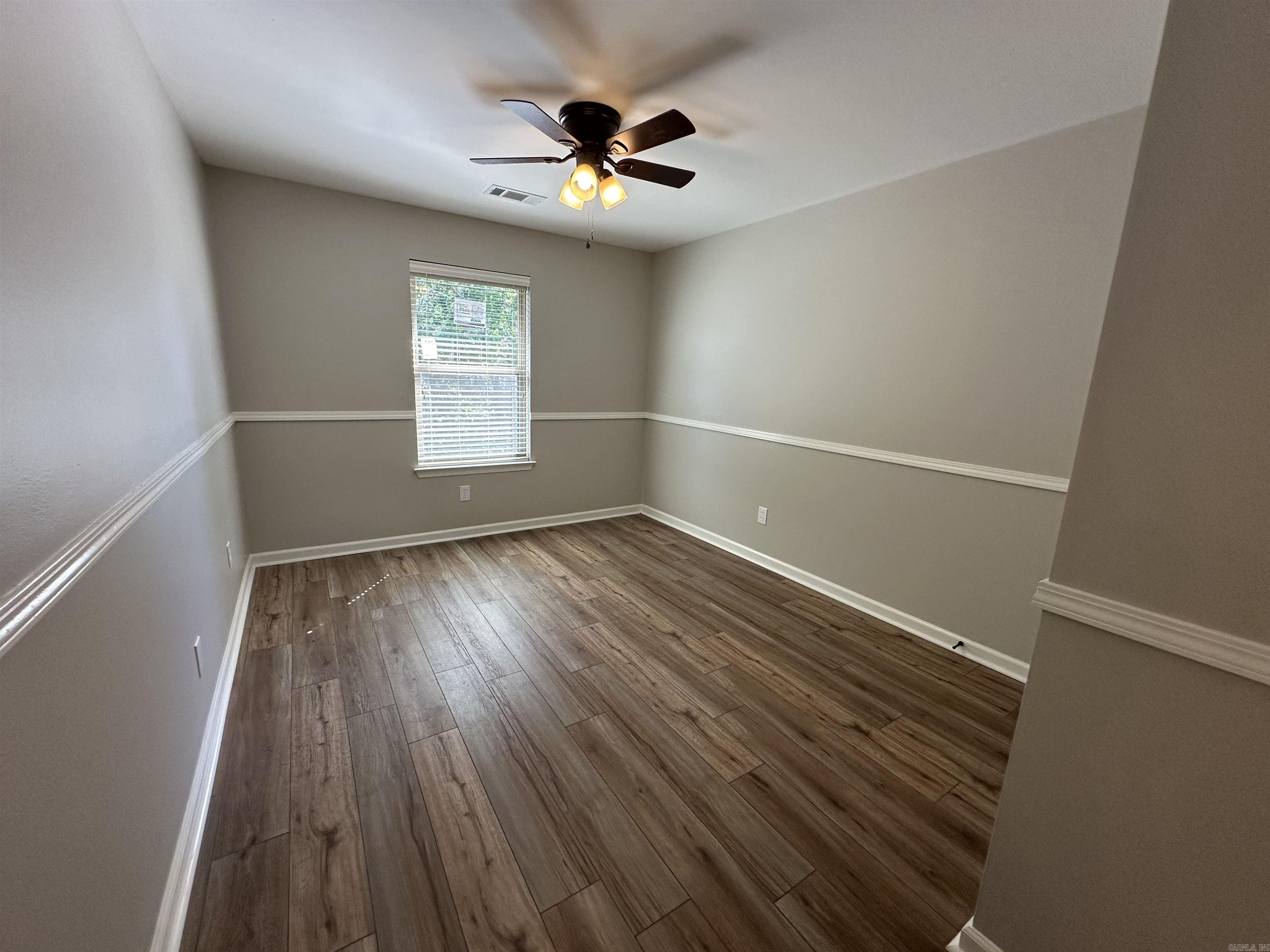 RIVER OAKS - Residential