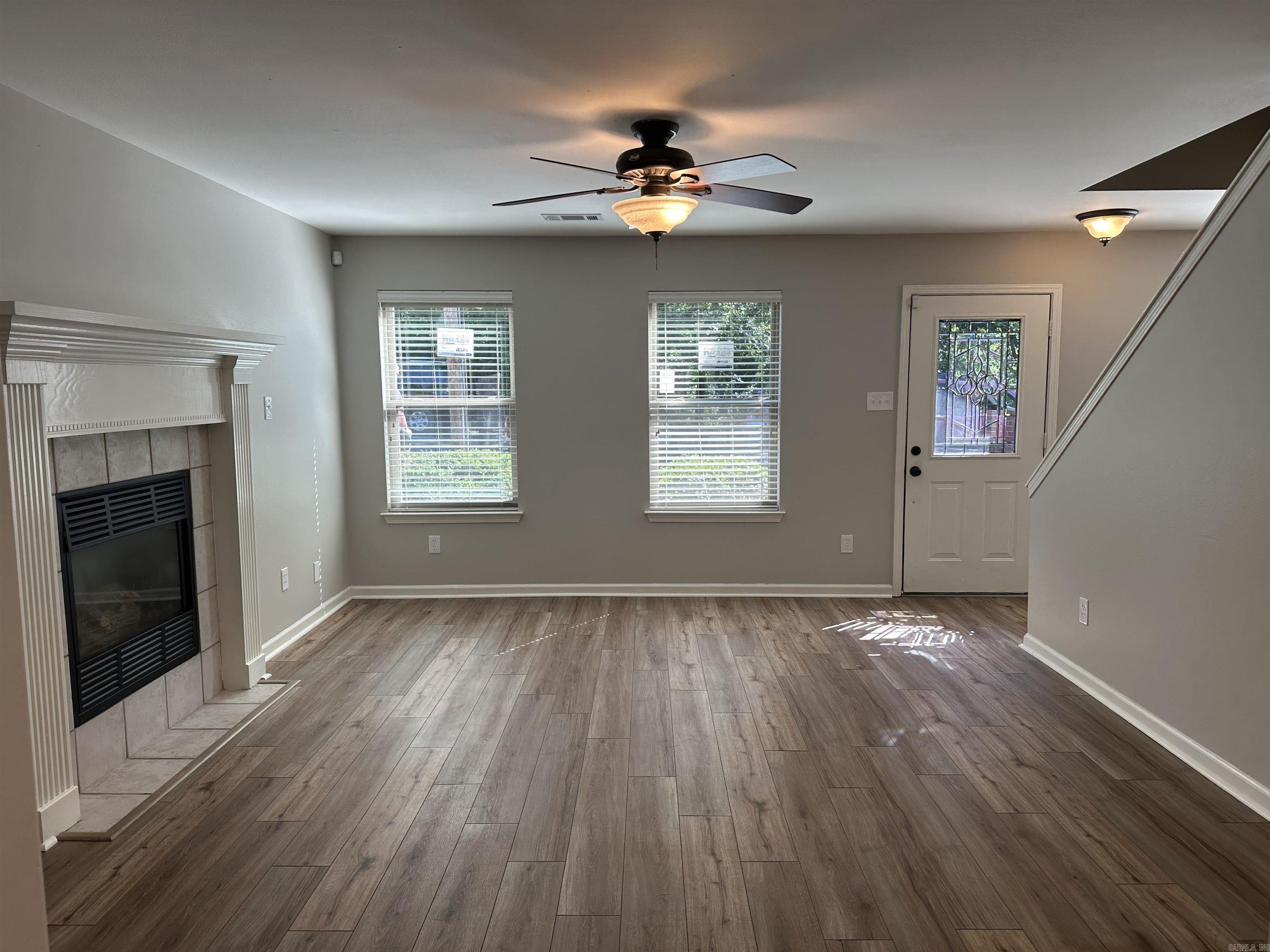 RIVER OAKS - Residential