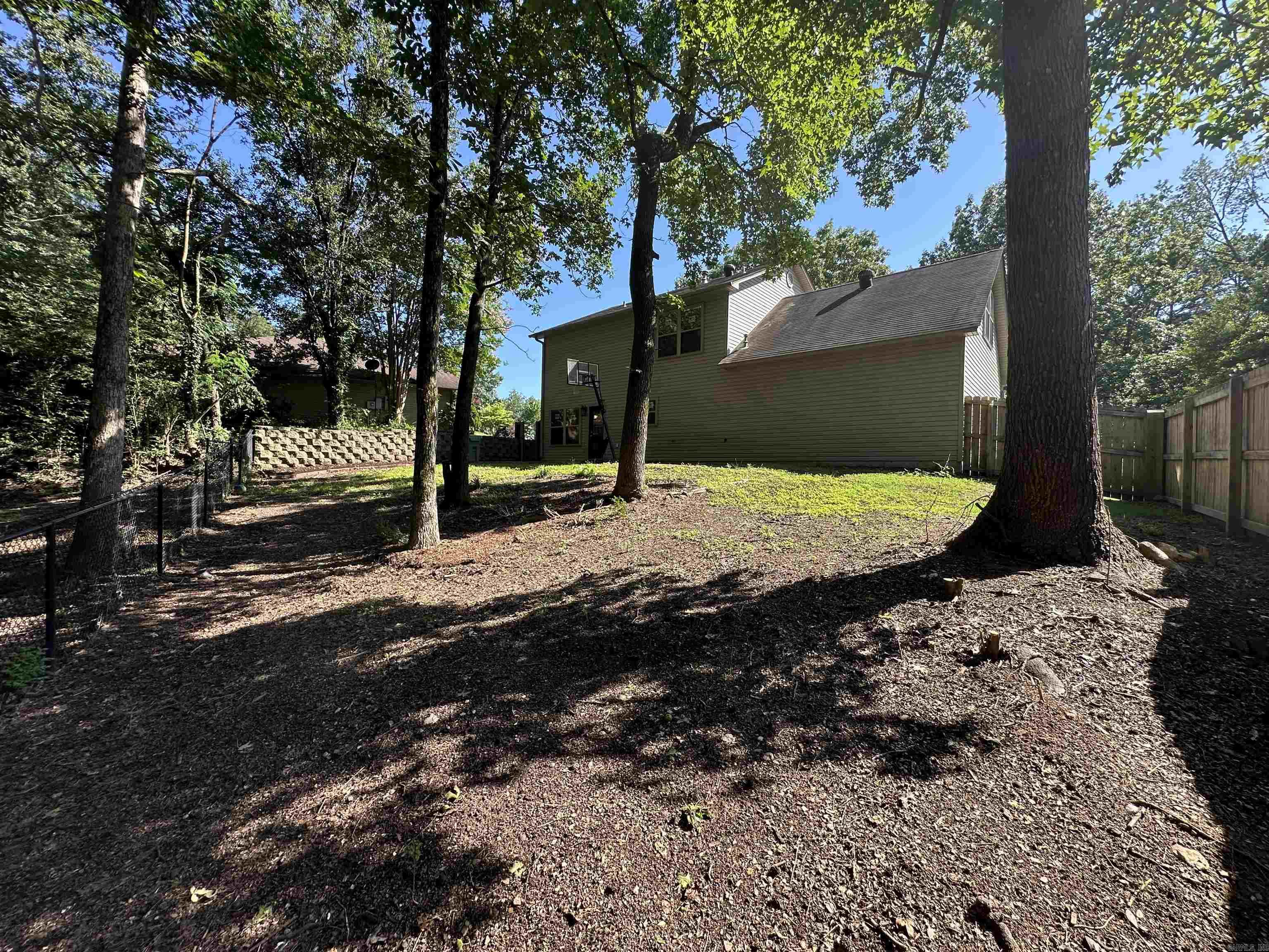 RIVER OAKS - Residential