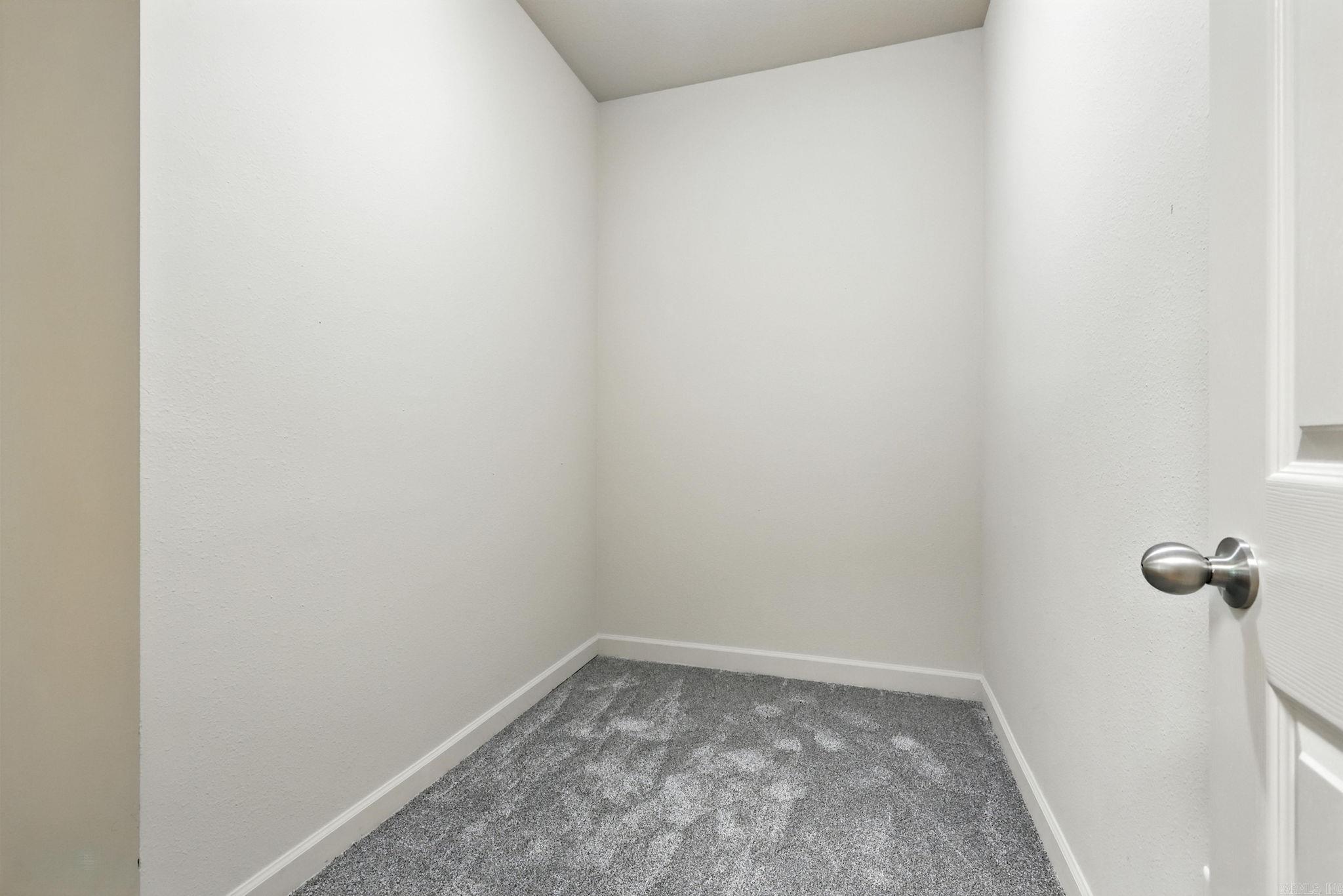 THE VILLAGE @ HURRICANE LAKE - Residential