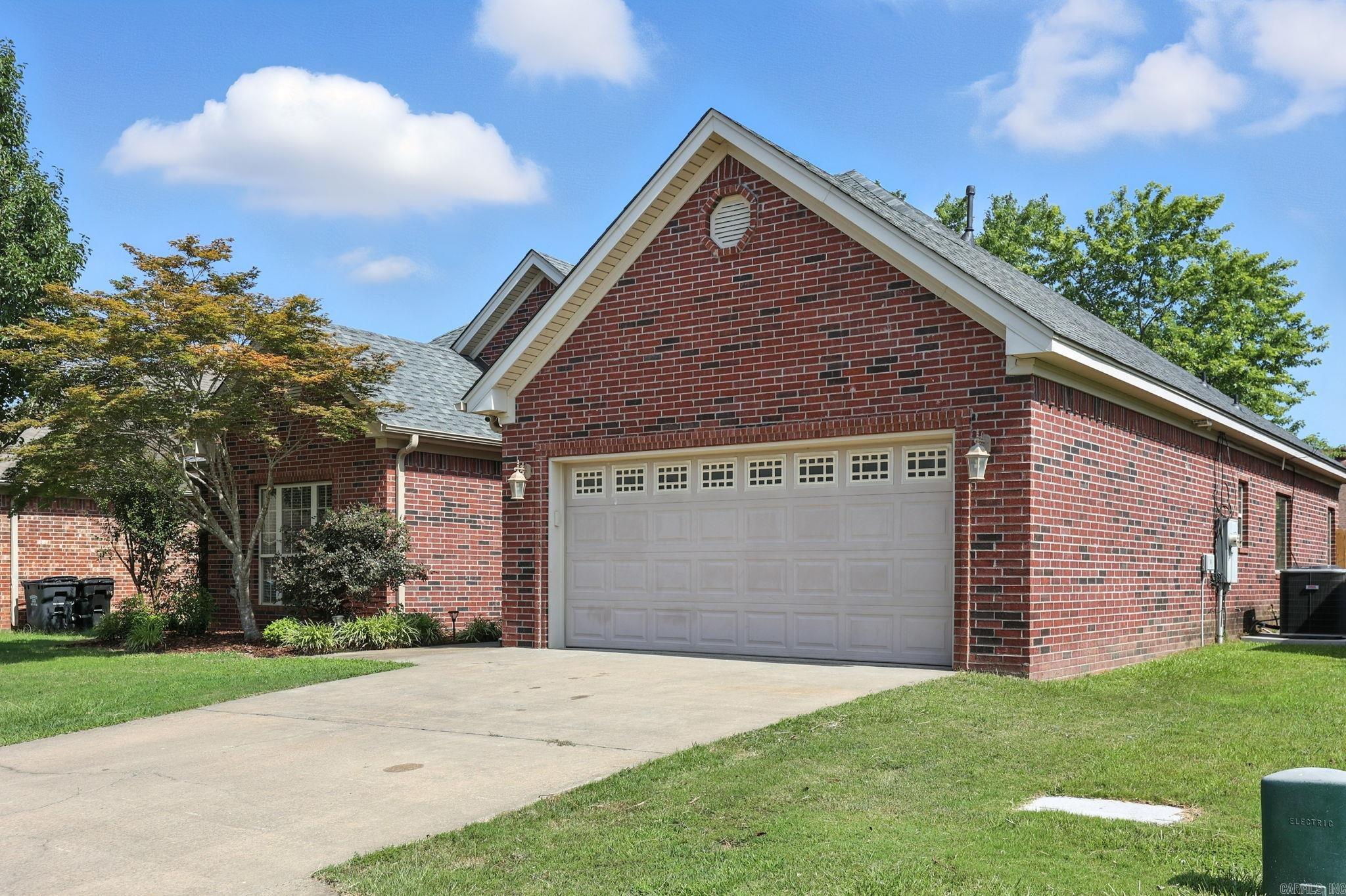 THE VILLAGE @ HURRICANE LAKE - Residential