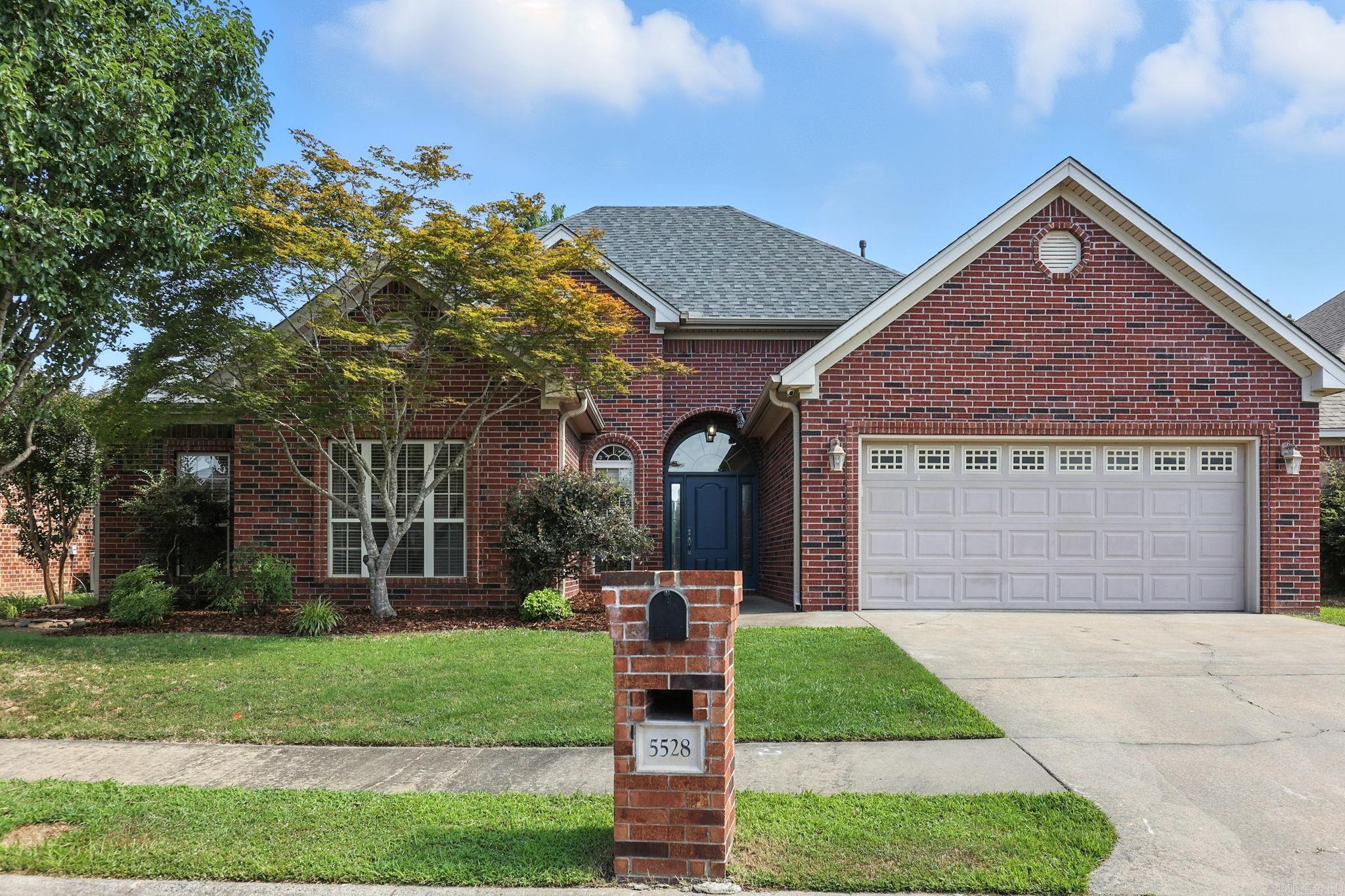 THE VILLAGE @ HURRICANE LAKE - Residential