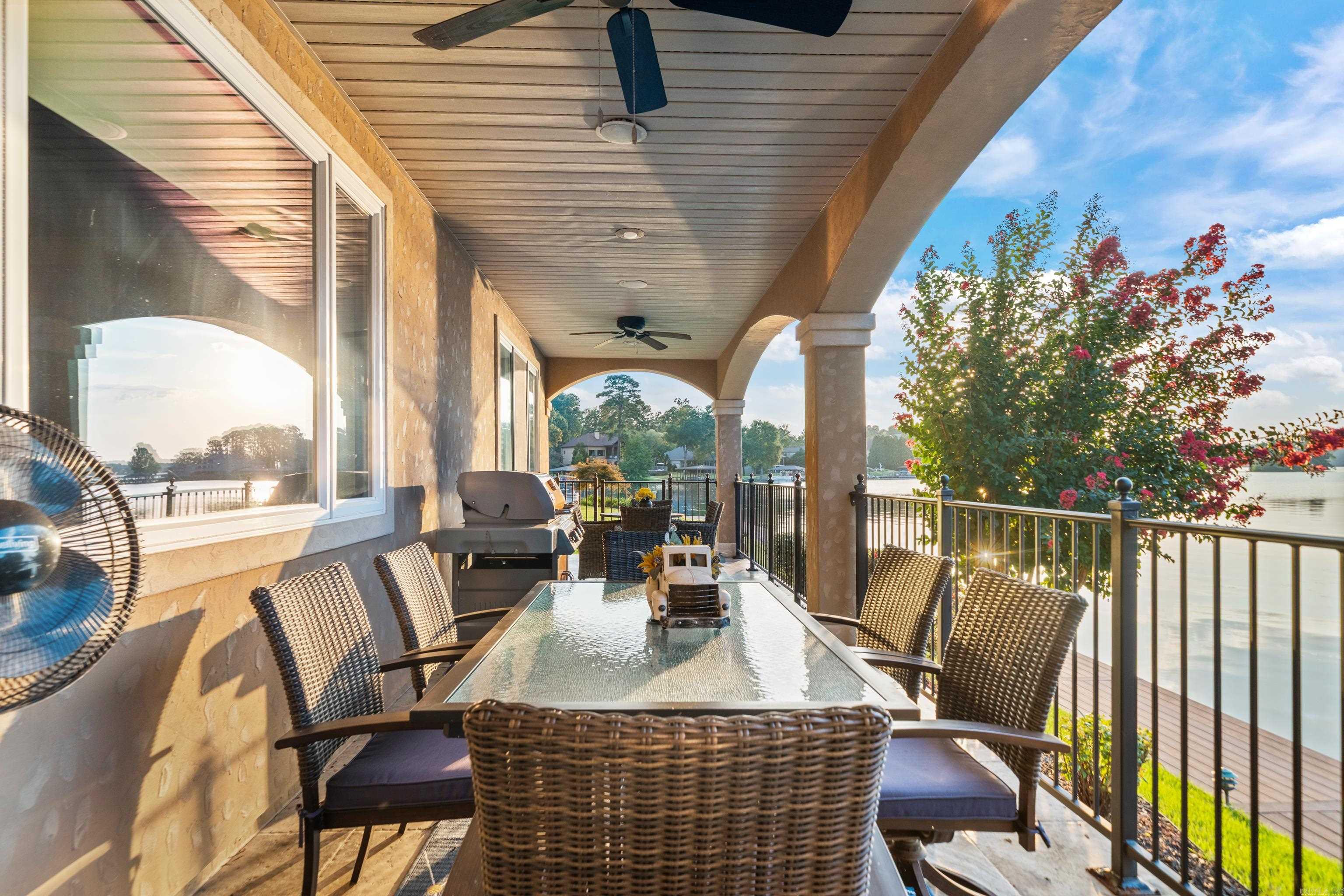 Farr Landing Villas - Residential