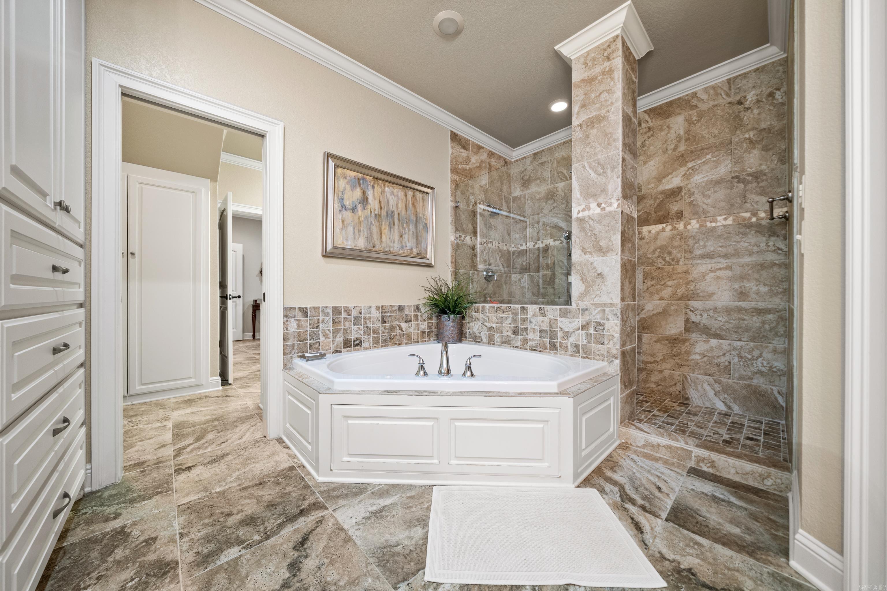Farr Landing Villas - Residential