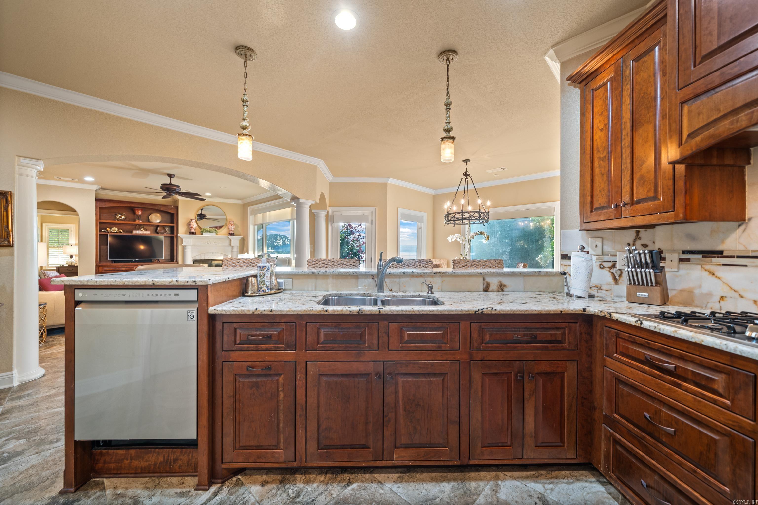 Farr Landing Villas - Residential