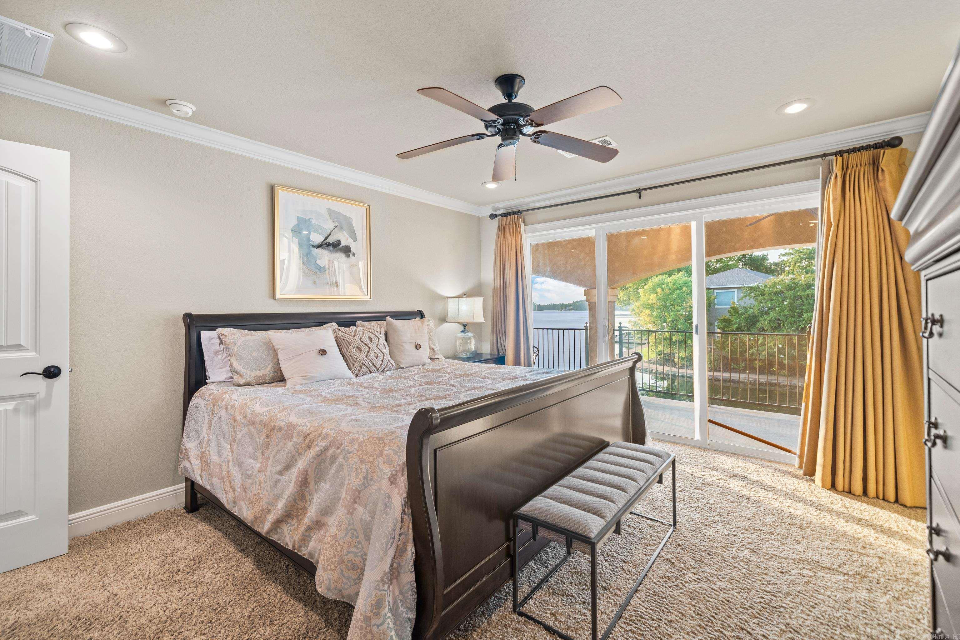 Farr Landing Villas - Residential