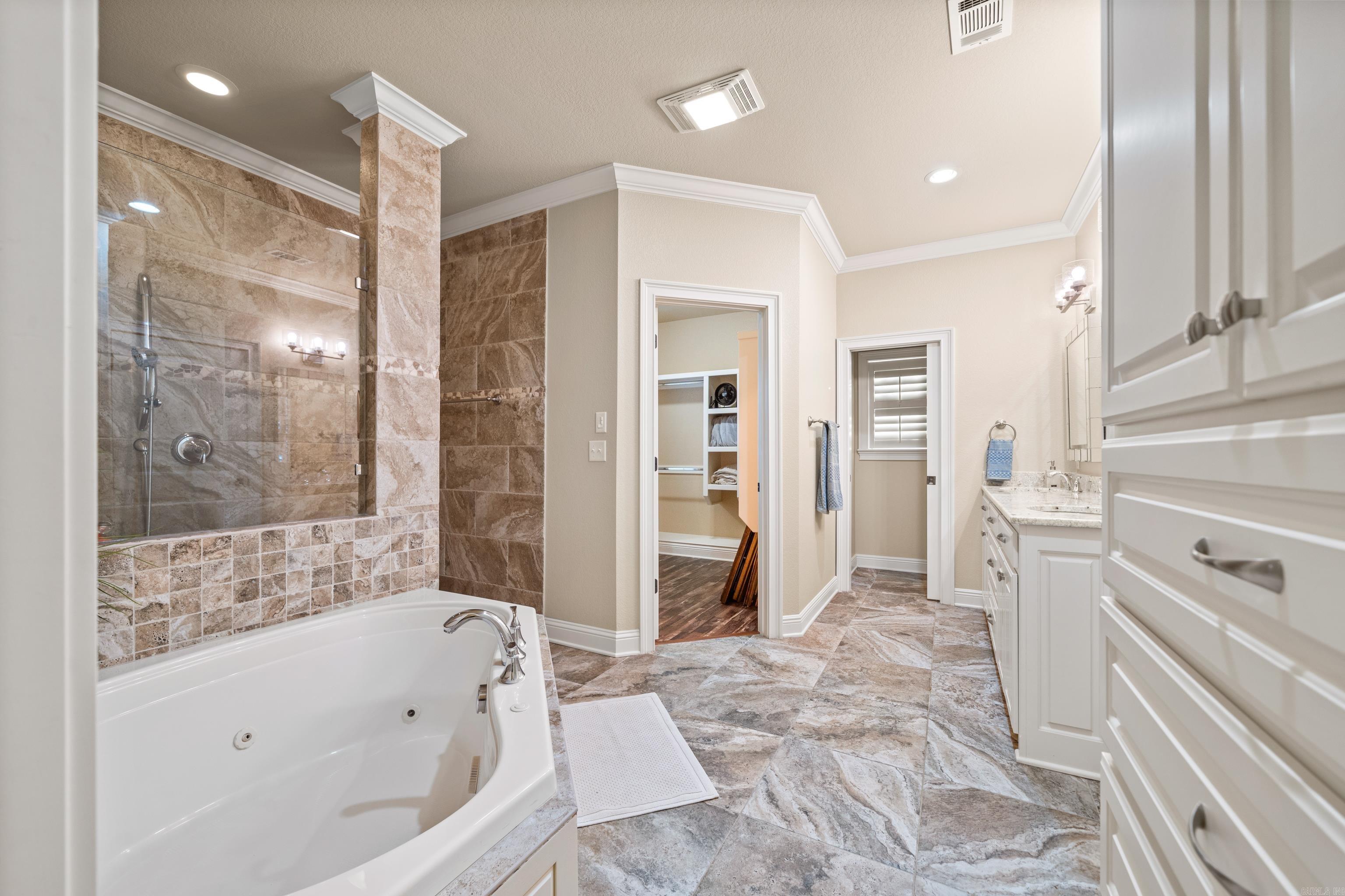 Farr Landing Villas - Residential