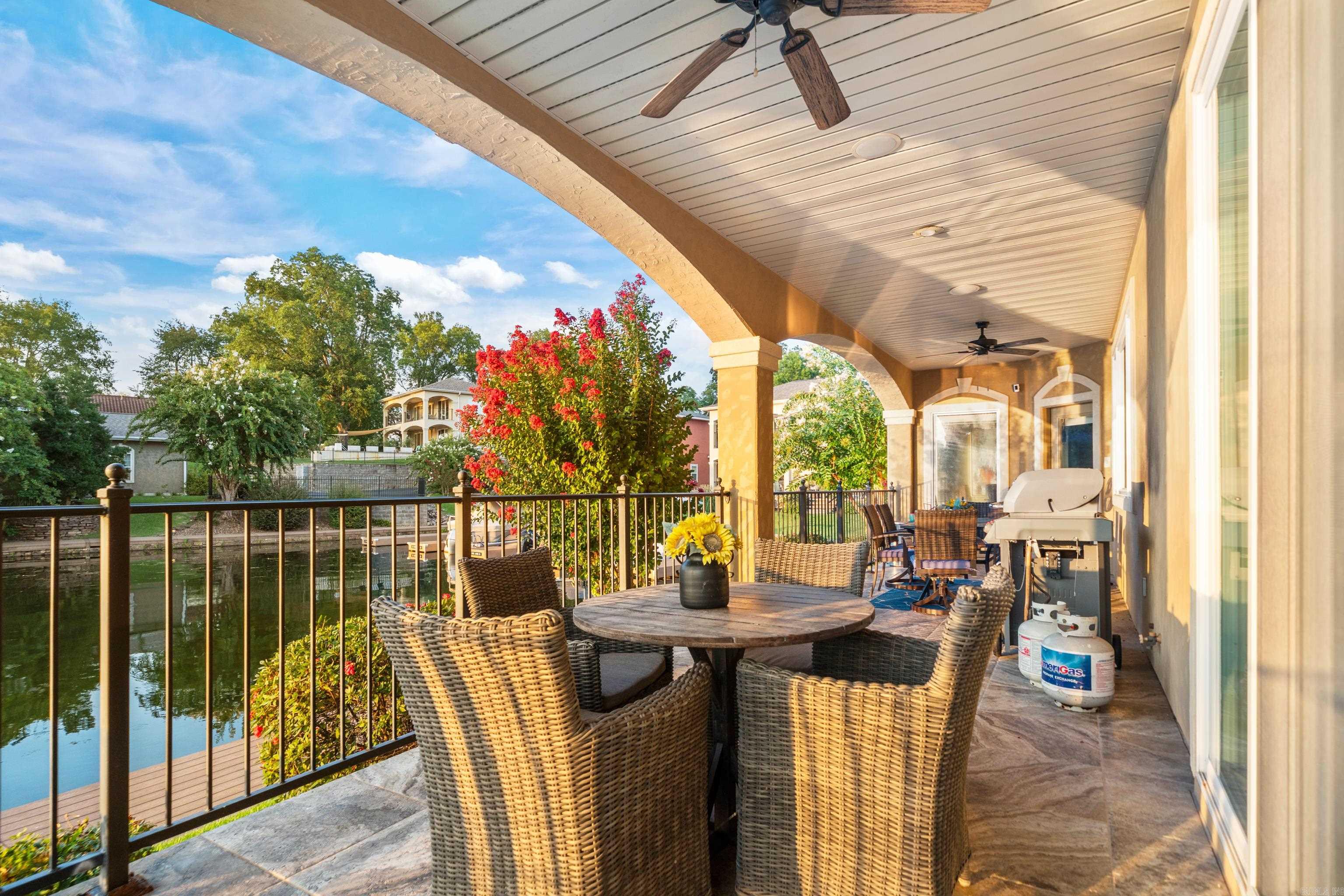 Farr Landing Villas - Residential