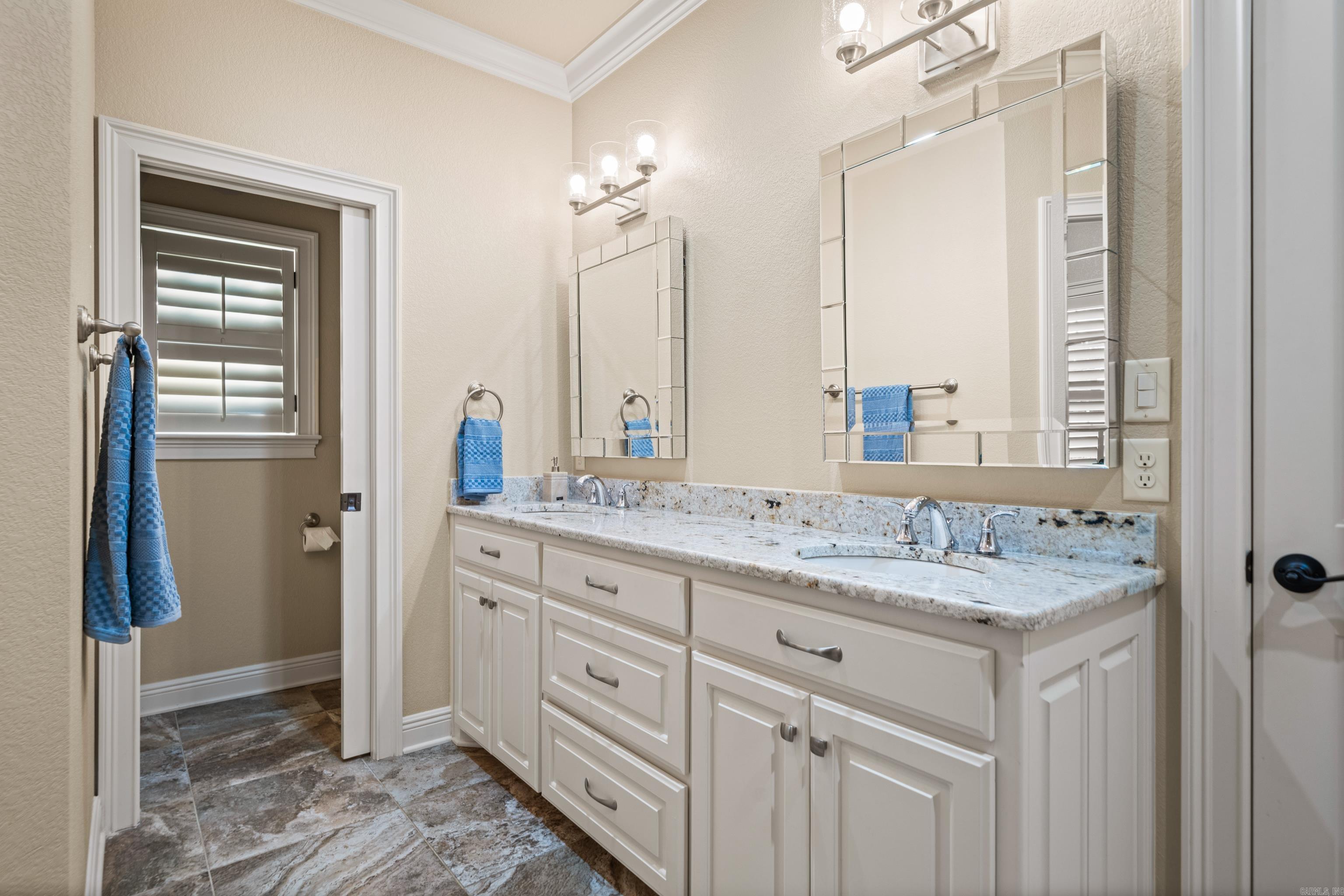Farr Landing Villas - Residential
