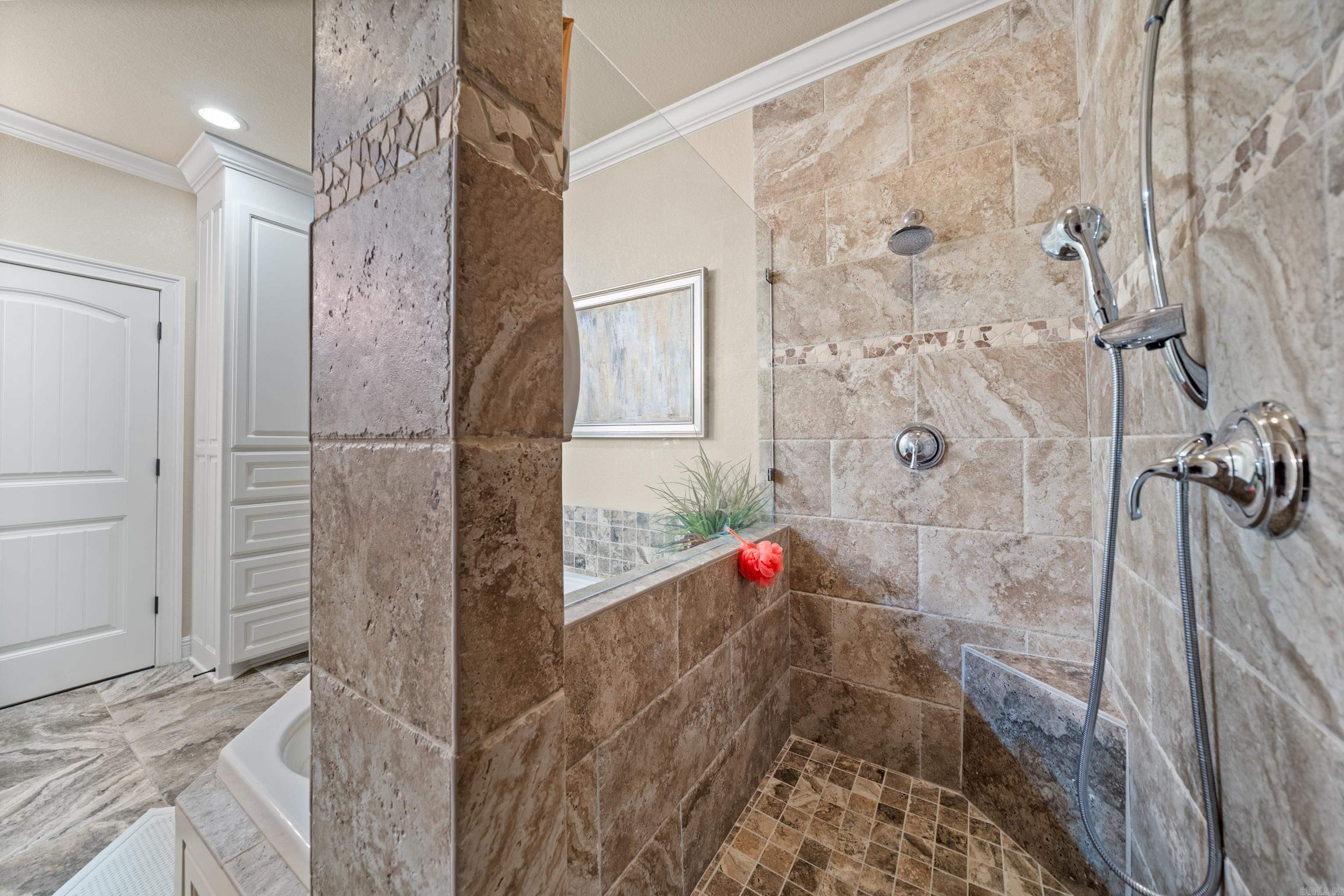 Farr Landing Villas - Residential