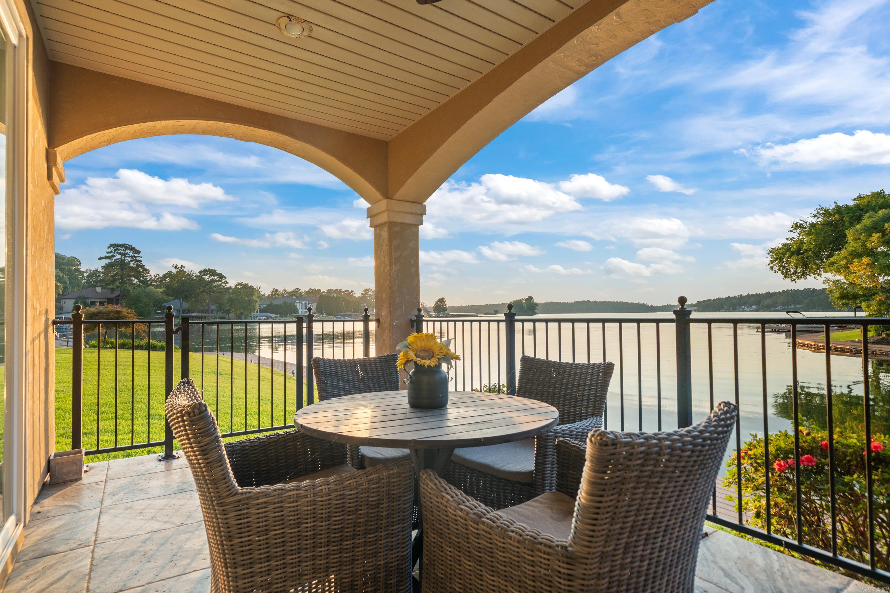 Farr Landing Villas - Residential
