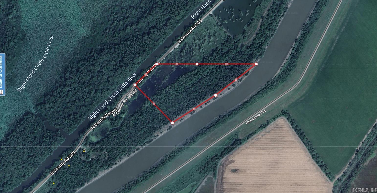Duck Club Potential. Surrounded by water and public hunting