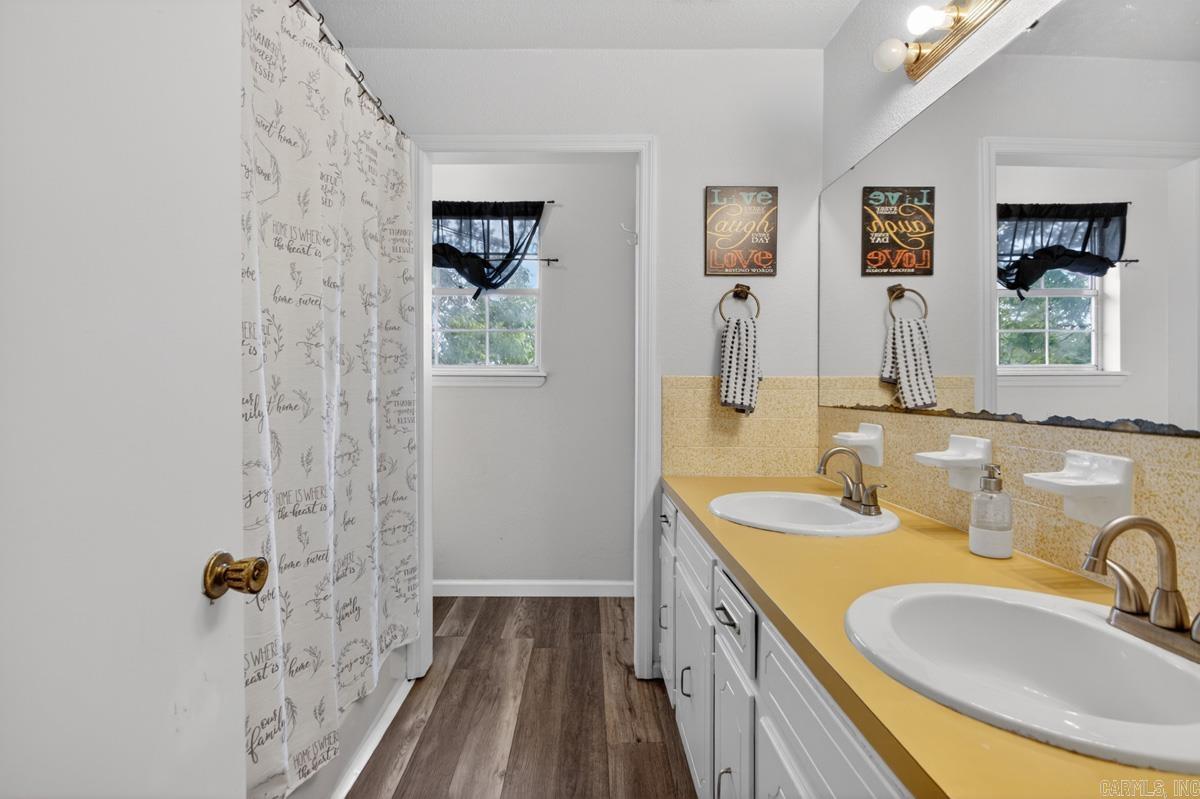 CARDINAL VALLEY - Residential